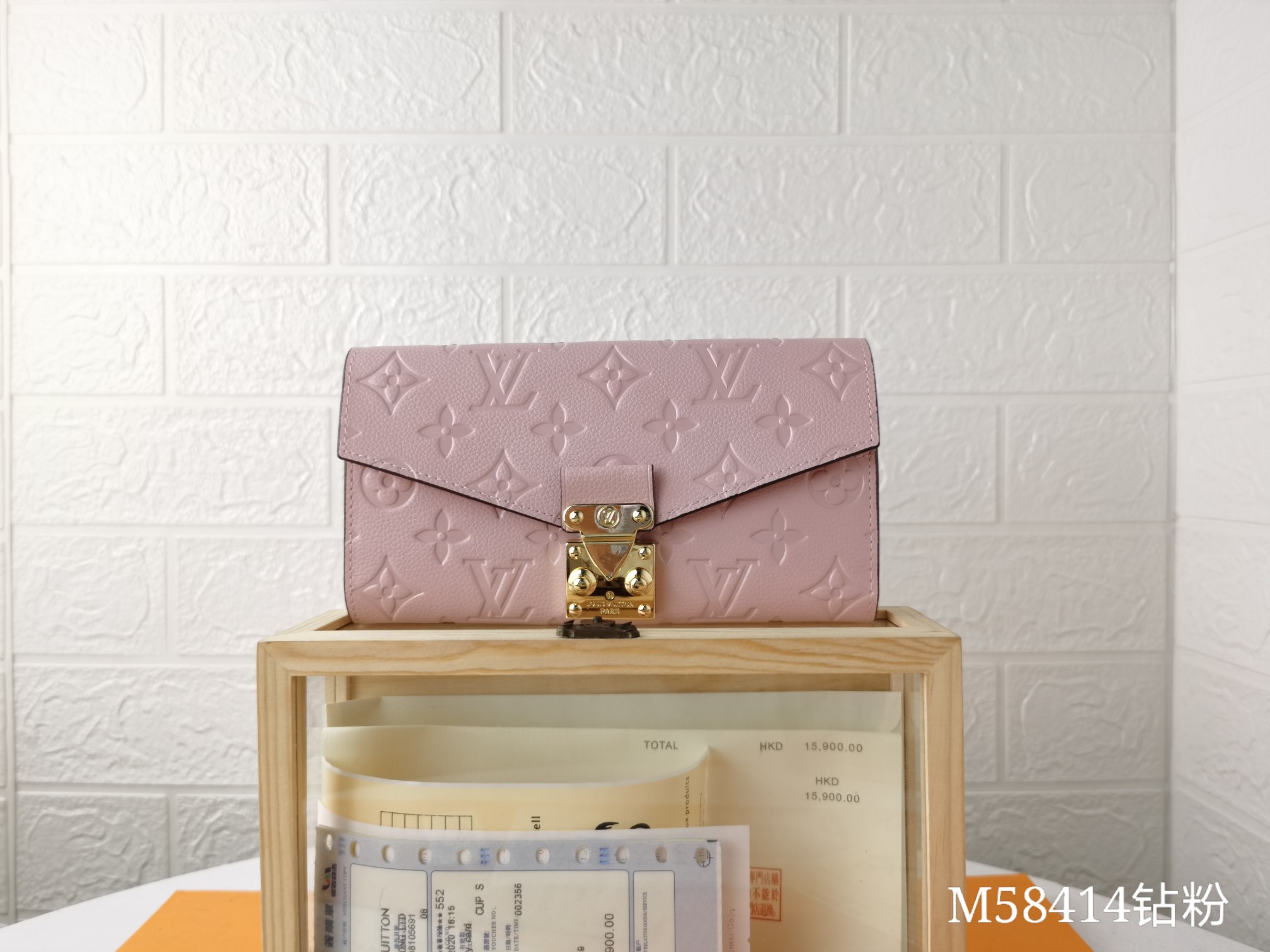 ルイ・ヴィトン モノグラムキャンバス 上品な長財布 レディースへのギフトに最適な定番モデル