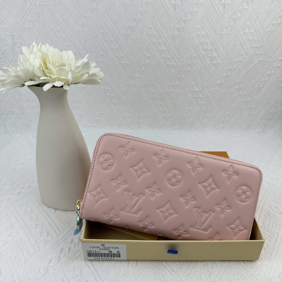 ルイ・ヴィトン モノグラムキャンバス 上品な長財布 レディースへのギフトに最適な定番モデル