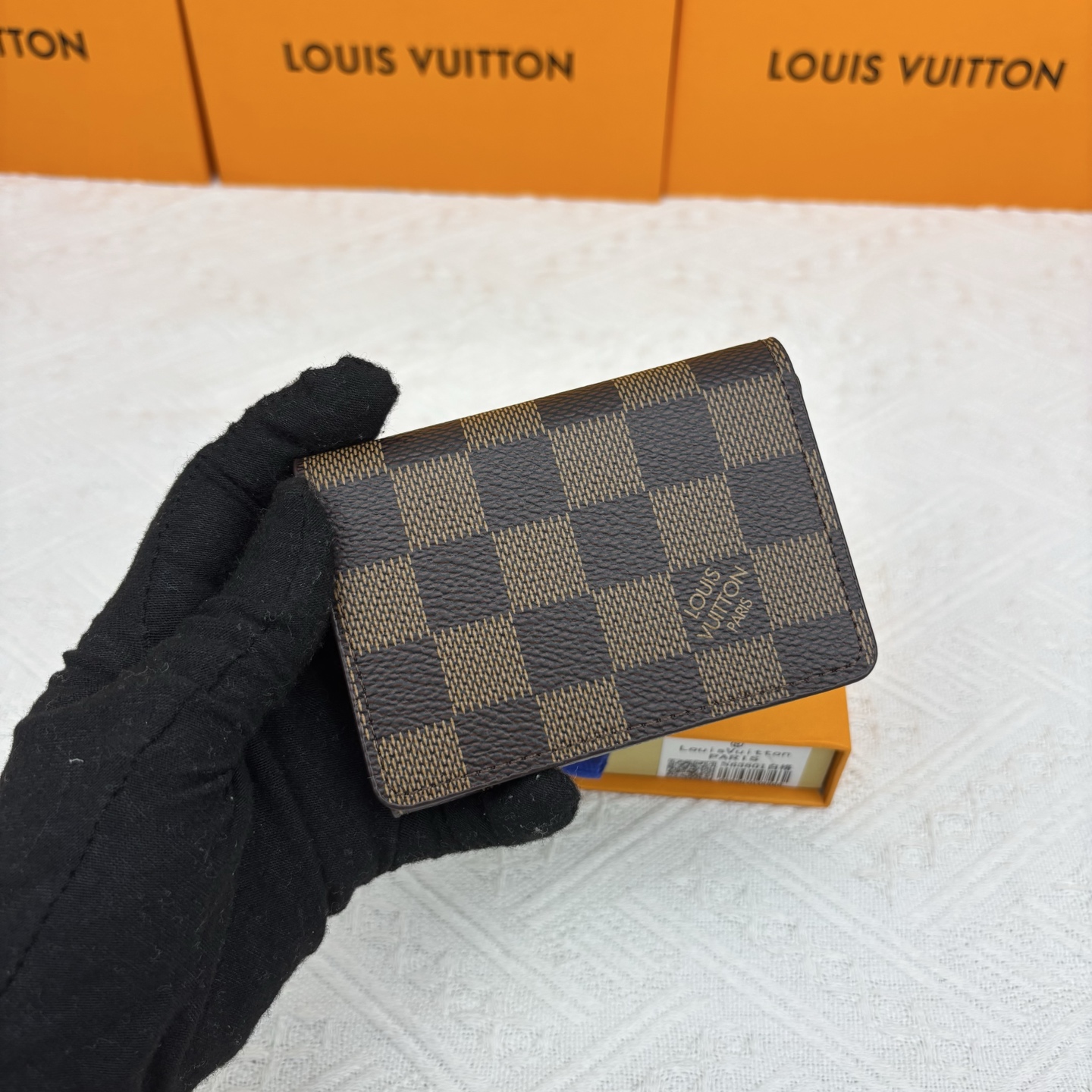 ルイ・ヴィトン モノグラムキャンバス 上品で収納力抜群の長財布 ビジネスやギフトに最適