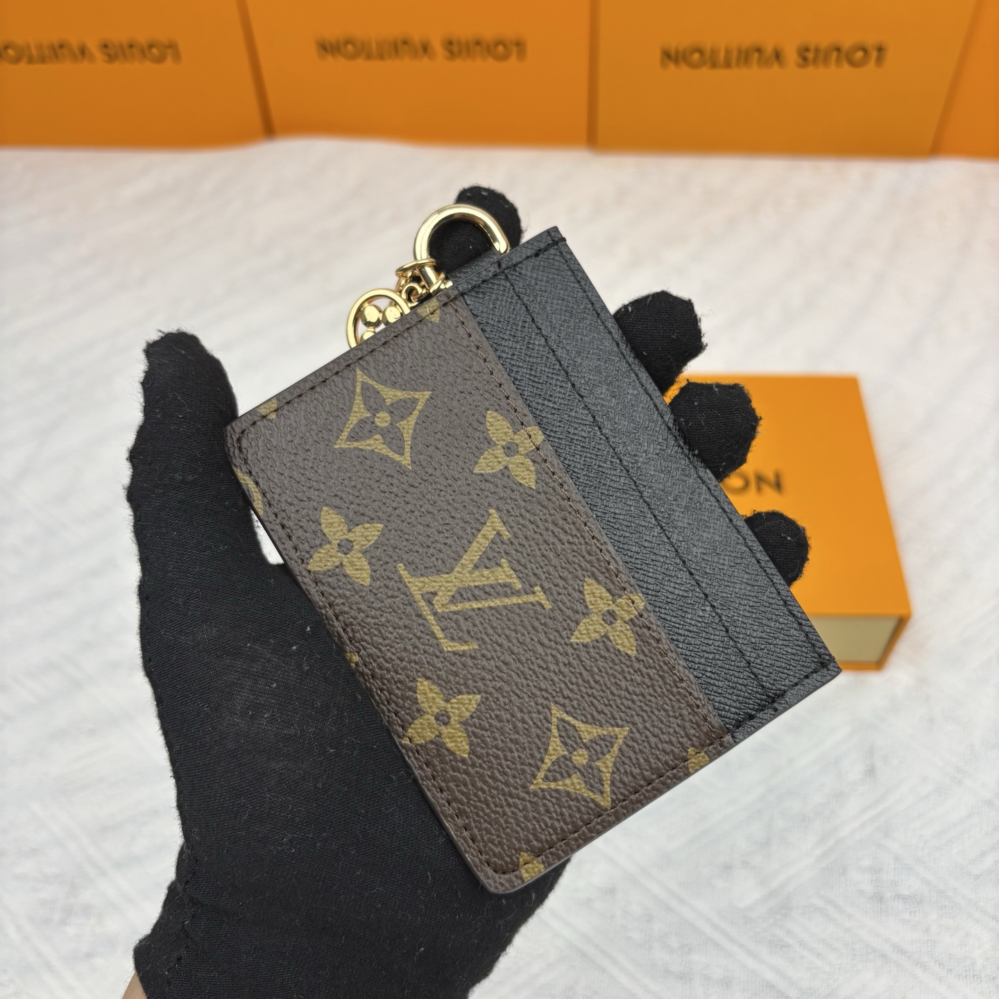 ルイ・ヴィトン モノグラムキャンバス 上品な長財布 レディース ギフトにも最適な定番モデル
