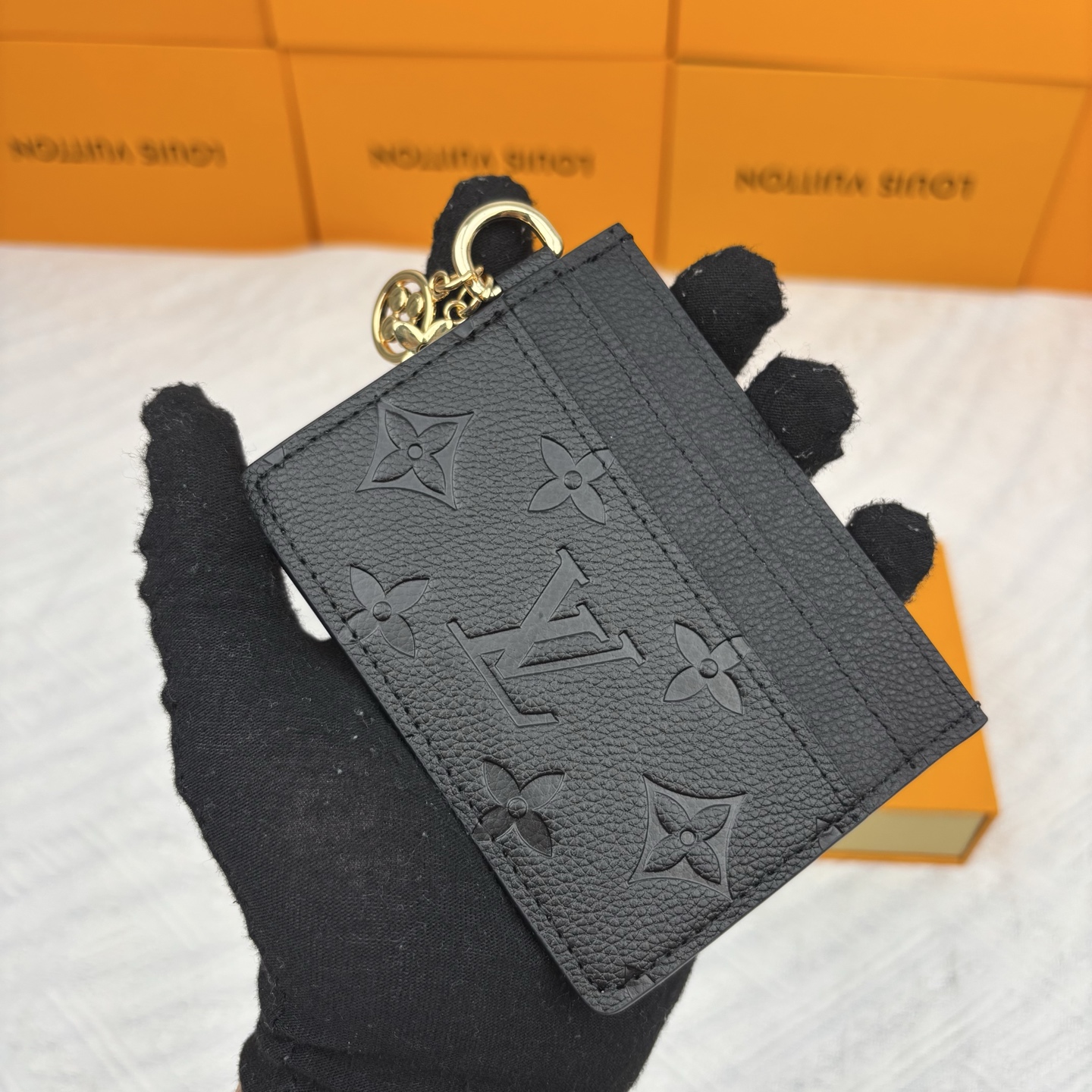 ルイ・ヴィトン モノグラムキャンバス 上品な長財布 レディースに人気の定番モデル