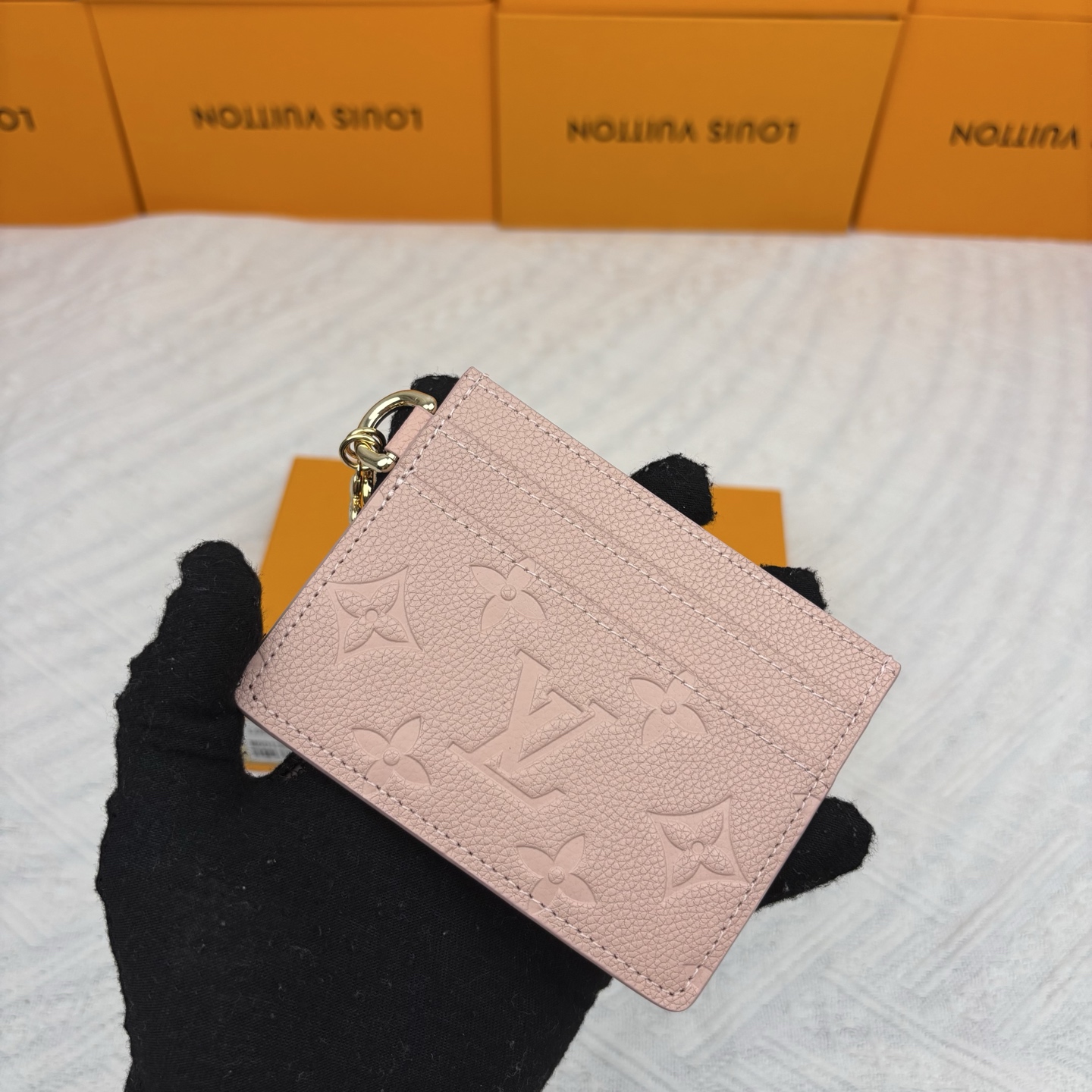 ルイ・ヴィトン モノグラムキャンバス 上品な長財布 レディースに人気の定番モデル