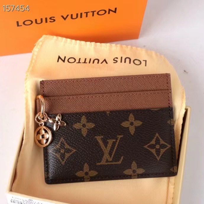 ルイ・ヴィトン モノグラムキャンバス 上品な長財布 レディースへのギフトに最適な一品