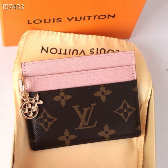 ルイ・ヴィトン モノグラムキャンバス 上品な長財布 レディースへのギフトに最適な定番モデル