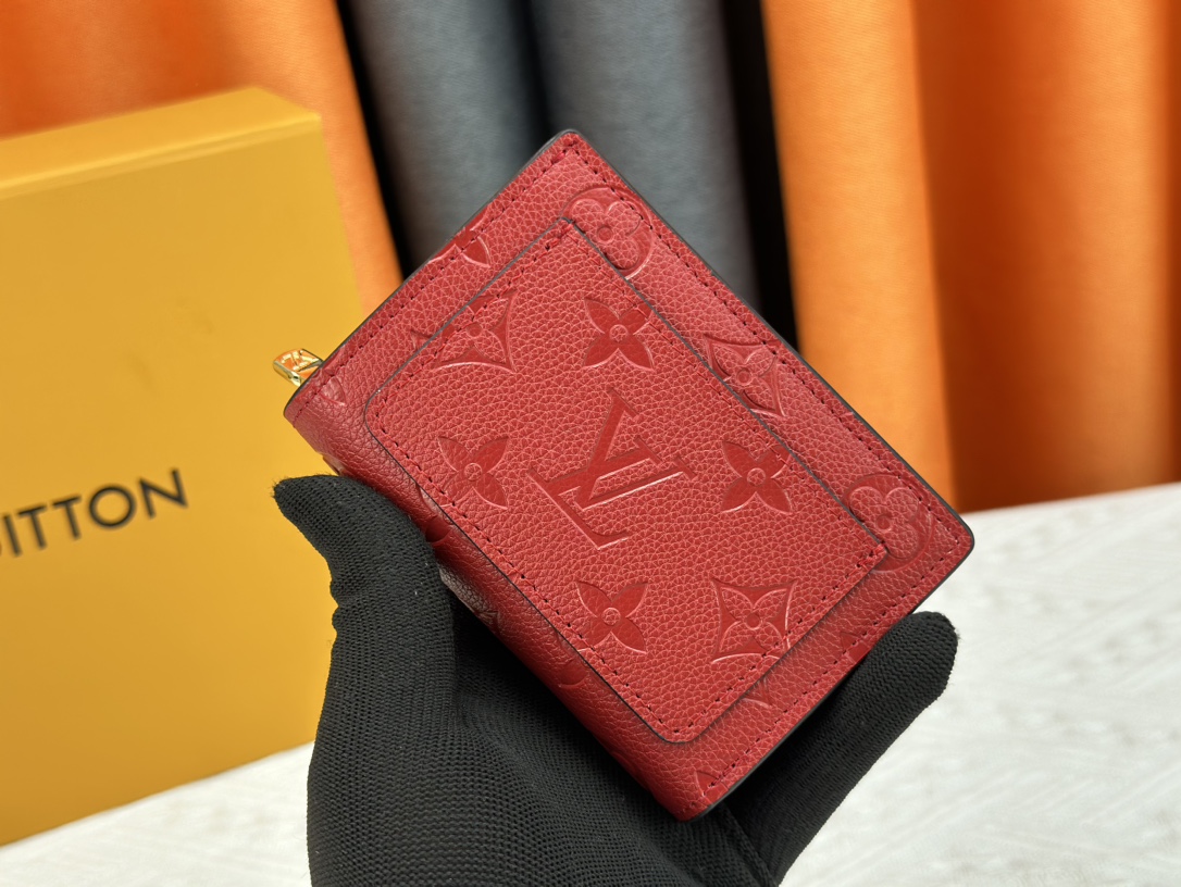 ルイ・ヴィトン モノグラムキャンバス 上品な長財布 レディースに人気の定番モデル
