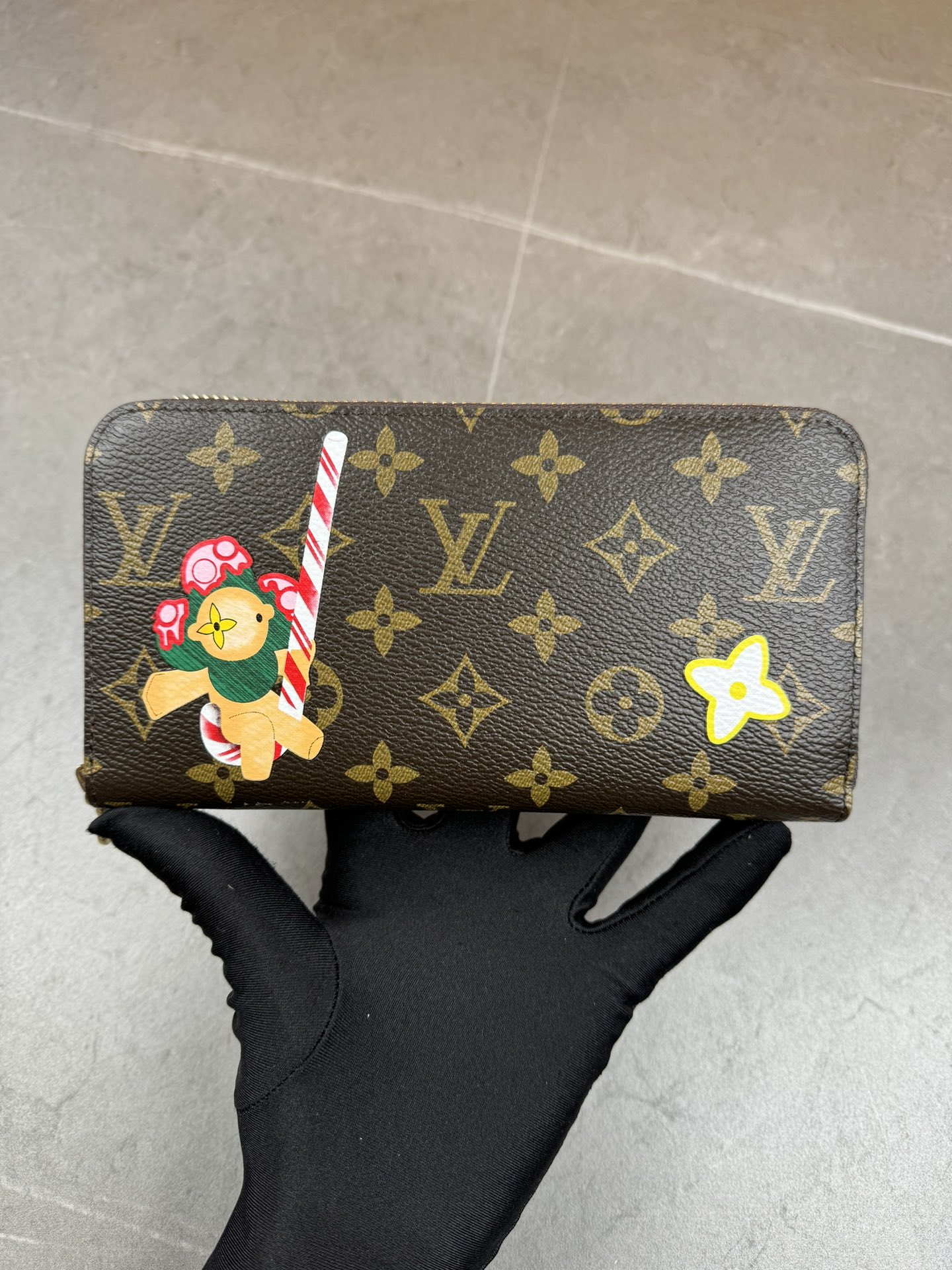 ルイ・ヴィトン モノグラムキャンバス 上品な長財布 レディース ギフトにも最適な定番モデル