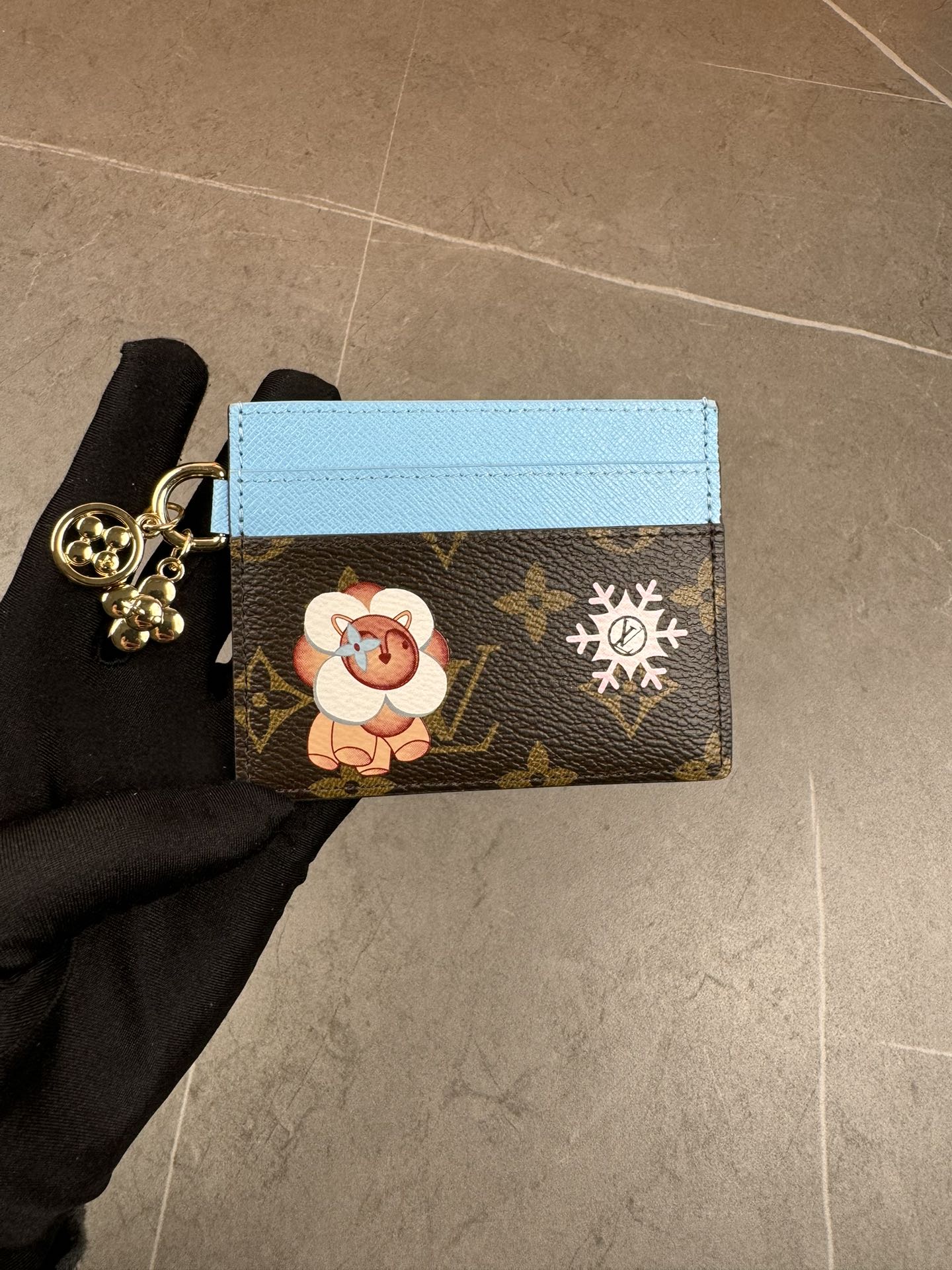 ルイ・ヴィトン モノグラムキャンバス 上品な長財布 レディース ギフトにも最適な定番モデル