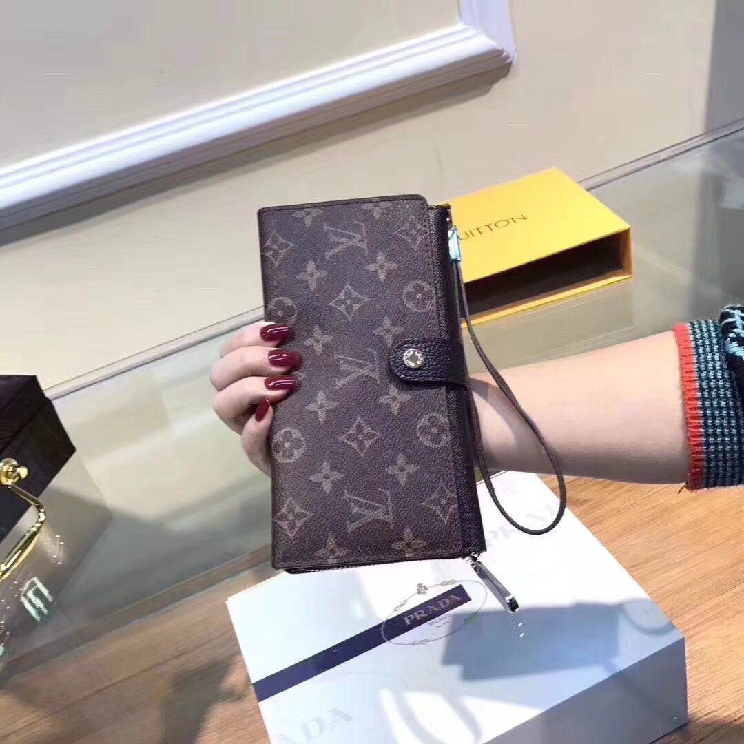 ルイ・ヴィトン モノグラムキャンバス 上品な長財布 レディース人気モデル ギフトにも最適