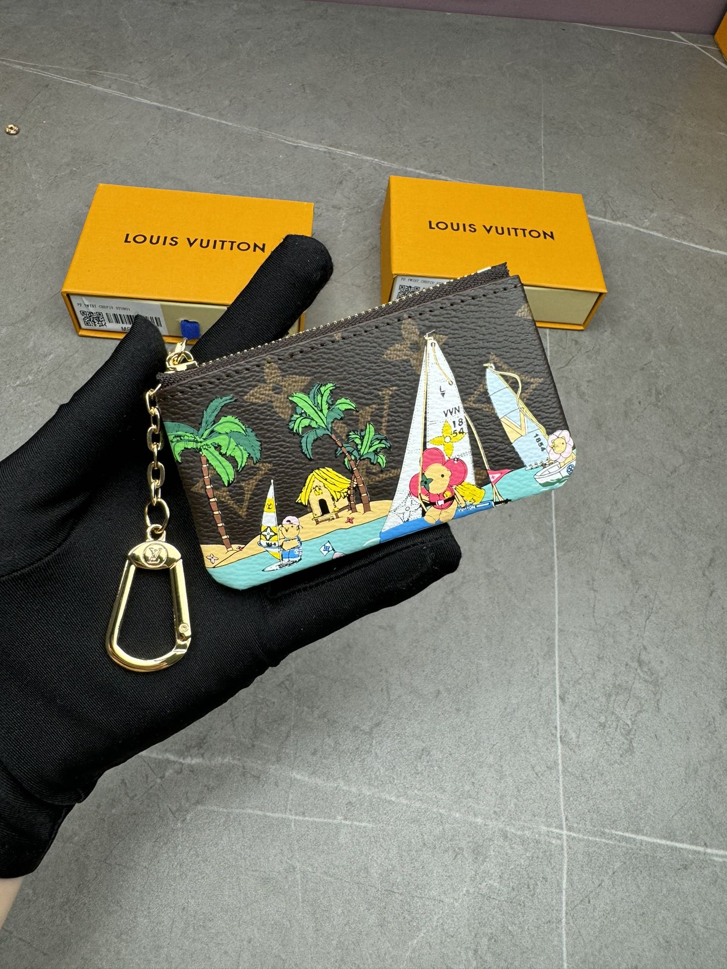 ルイ・ヴィトン モノグラムキャンバス 上品な長財布 レディースに人気の定番モデル