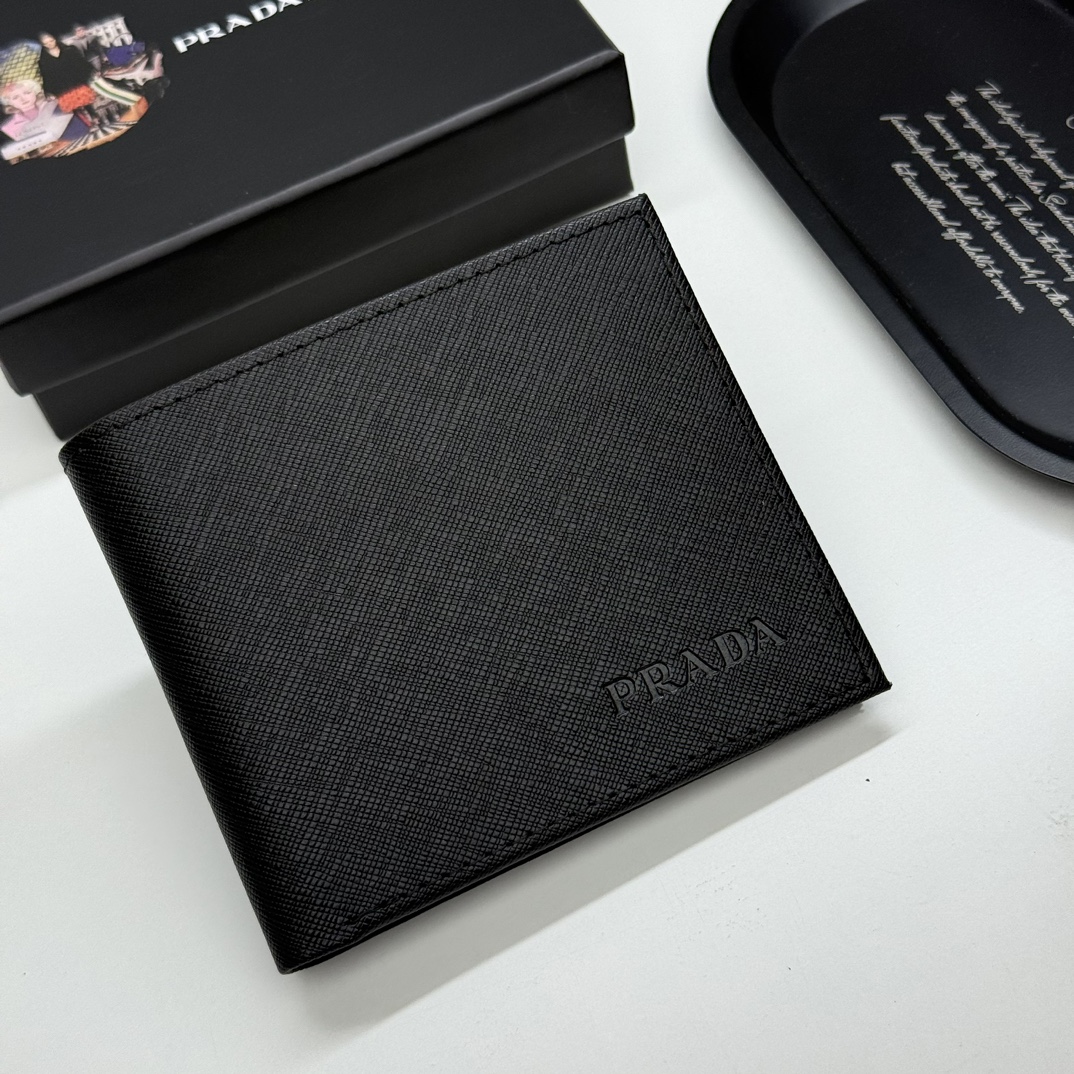 プラダ モノグラムキャンバス 上品な長財布 レディース人気モデル ギフトにも最適