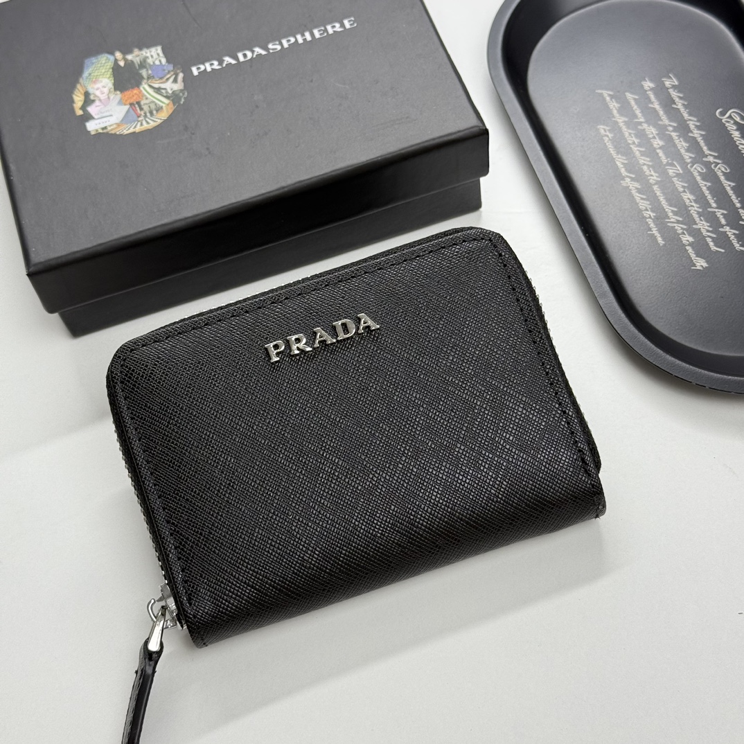 プラダ モノグラムキャンバス 上品な長財布 レディース人気モデル ギフトにも最適
