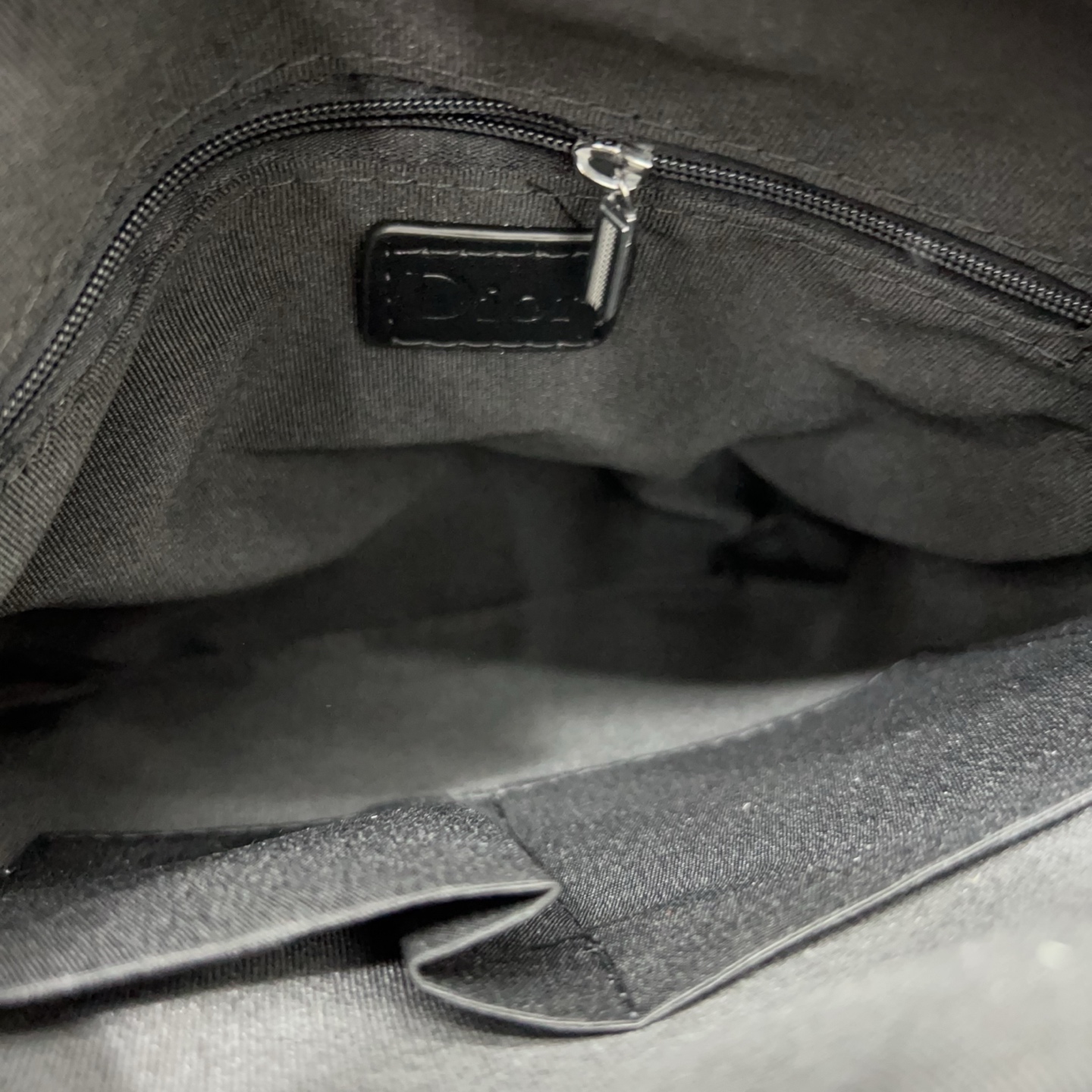 Diorディオール ショルダーバッグ 上質なモノグラムキャンバス 洗練されたデザインでギフトにも最適 - 画像 9