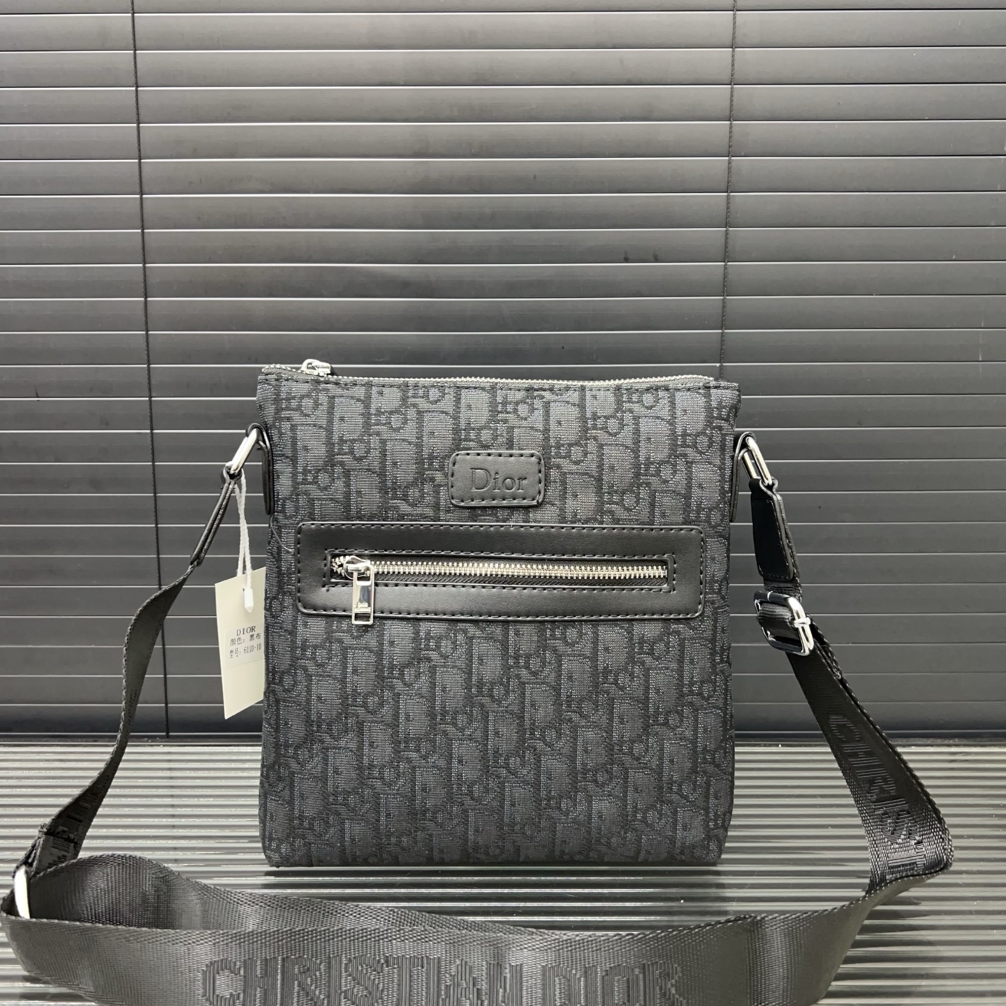 Diorディオール ショルダーバッグ 洗練されたモノグラムキャンバス レディースに人気の上品なデザイン - 画像 3