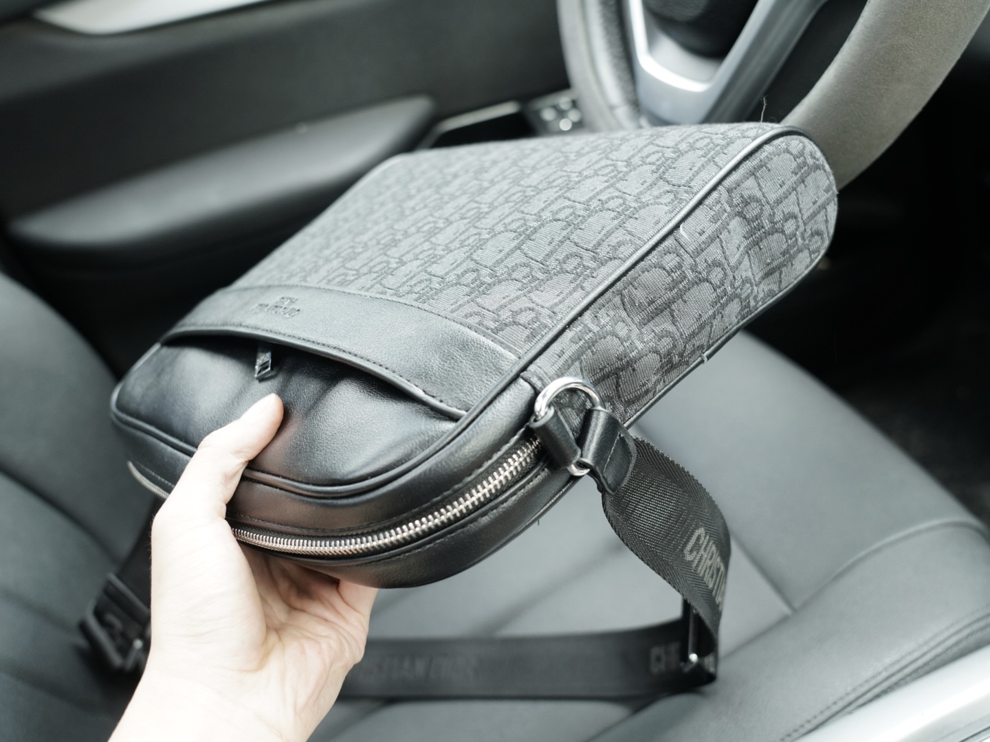 Diorディオール モノグラムキャンバス 上品なショルダーバッグ レディース向けギフトに最適 - 画像 5