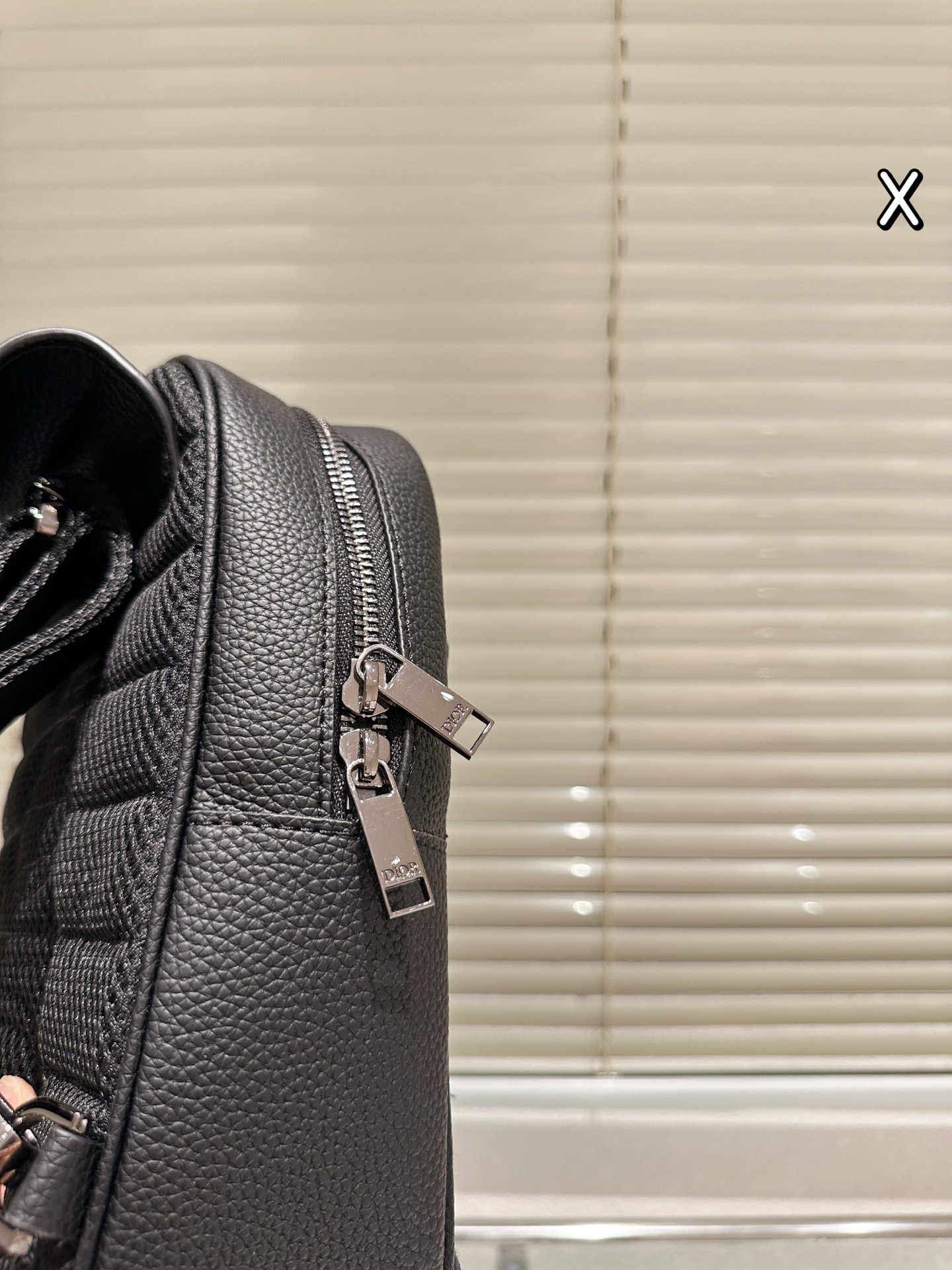 Diorディオール ショルダーバッグ 上質なモノグラムキャンバス 洗練されたデザイン レディースに人気の定番モデル - 画像 6