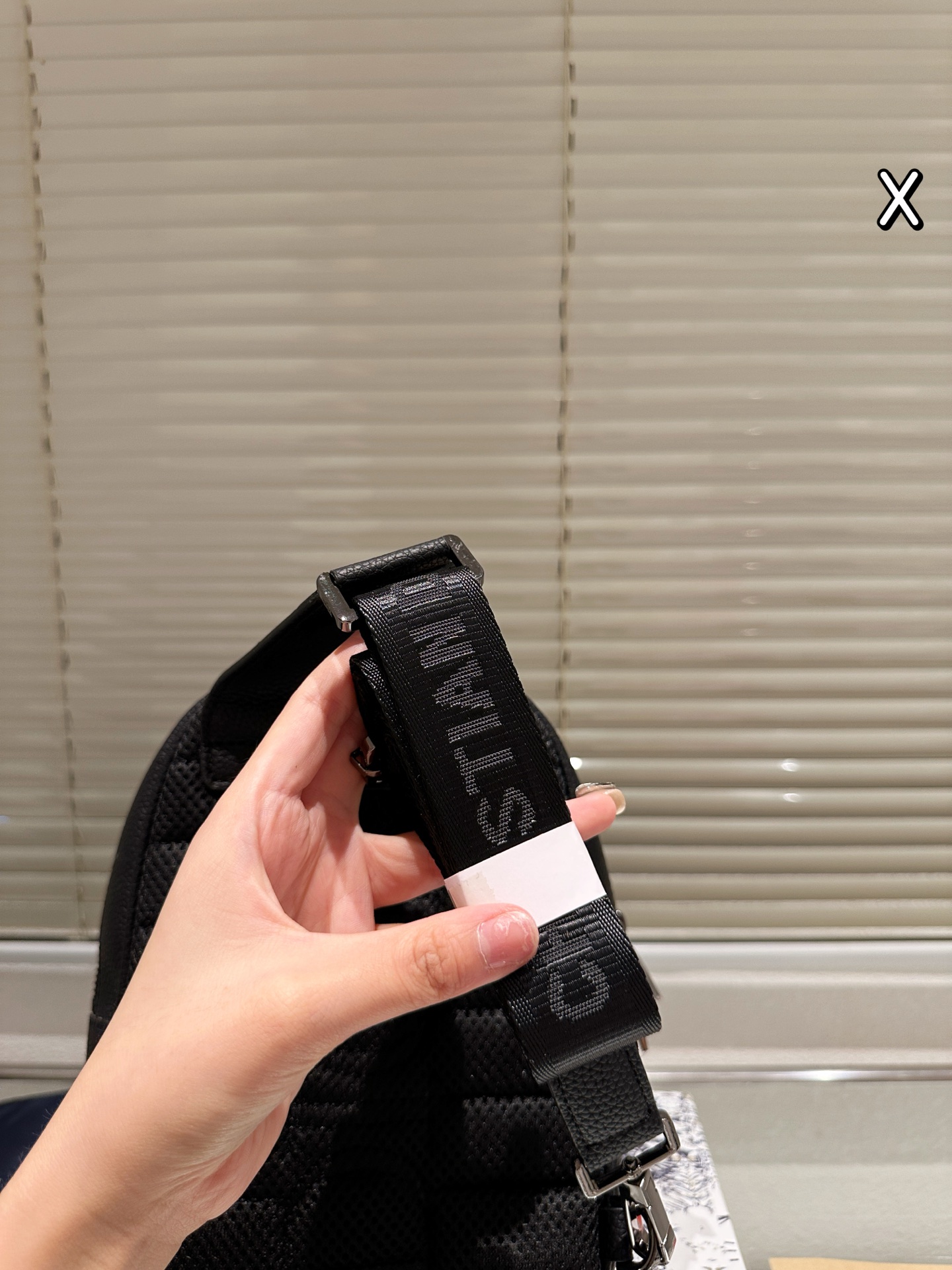 Diorディオール ショルダーバッグ 上質なモノグラムキャンバス 洗練されたデザイン レディースに人気の定番モデル - 画像 7