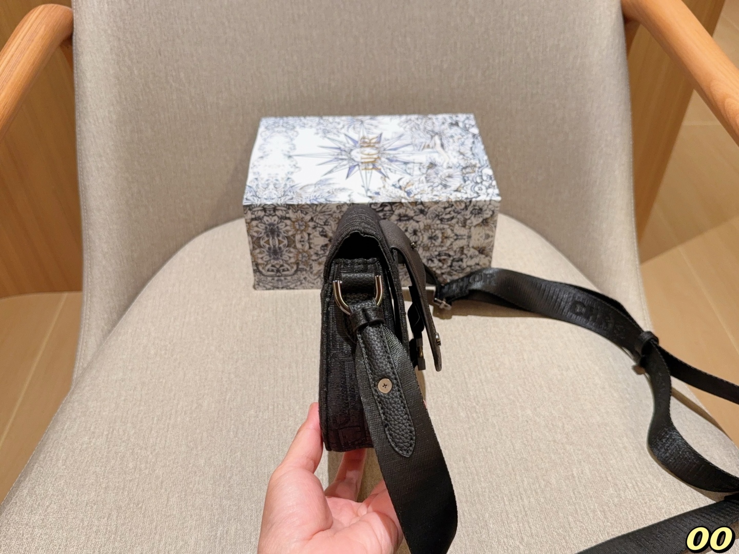 Diorディオール ショルダーバッグ モノグラムキャンバス 上品なデザイン レディース ギフトにも最適 - 画像 5