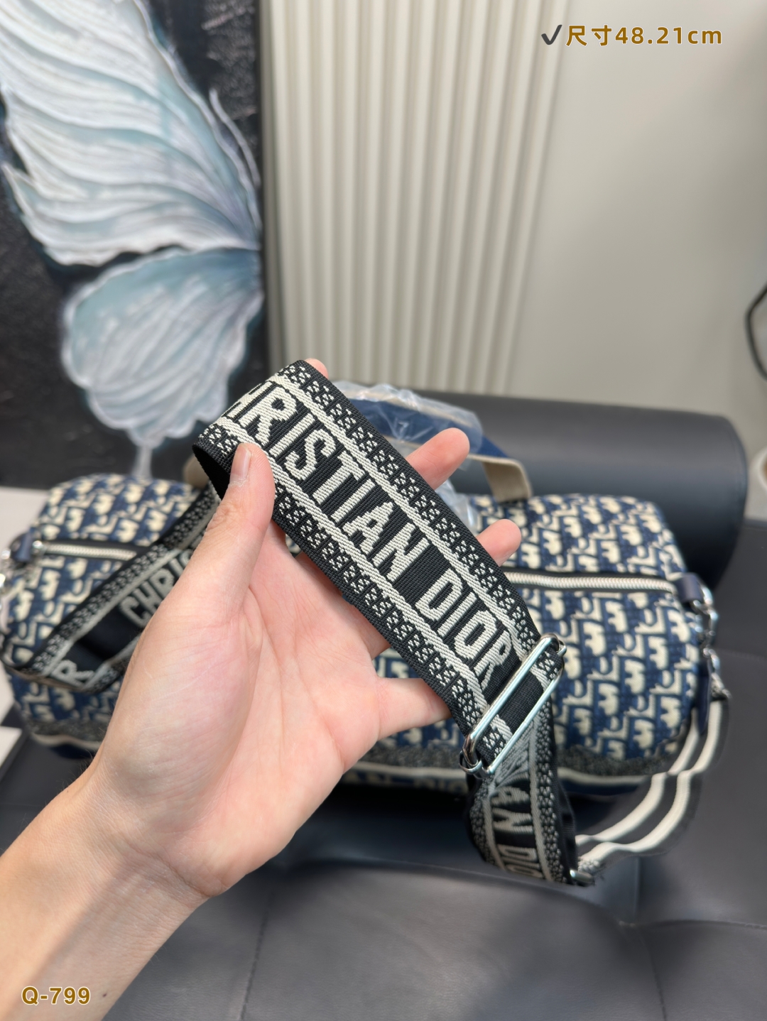 Diorディオール ショルダーバッグ 上質なモノグラムキャンバス仕様 レディースに人気のエレガントなデザイン - 画像 4