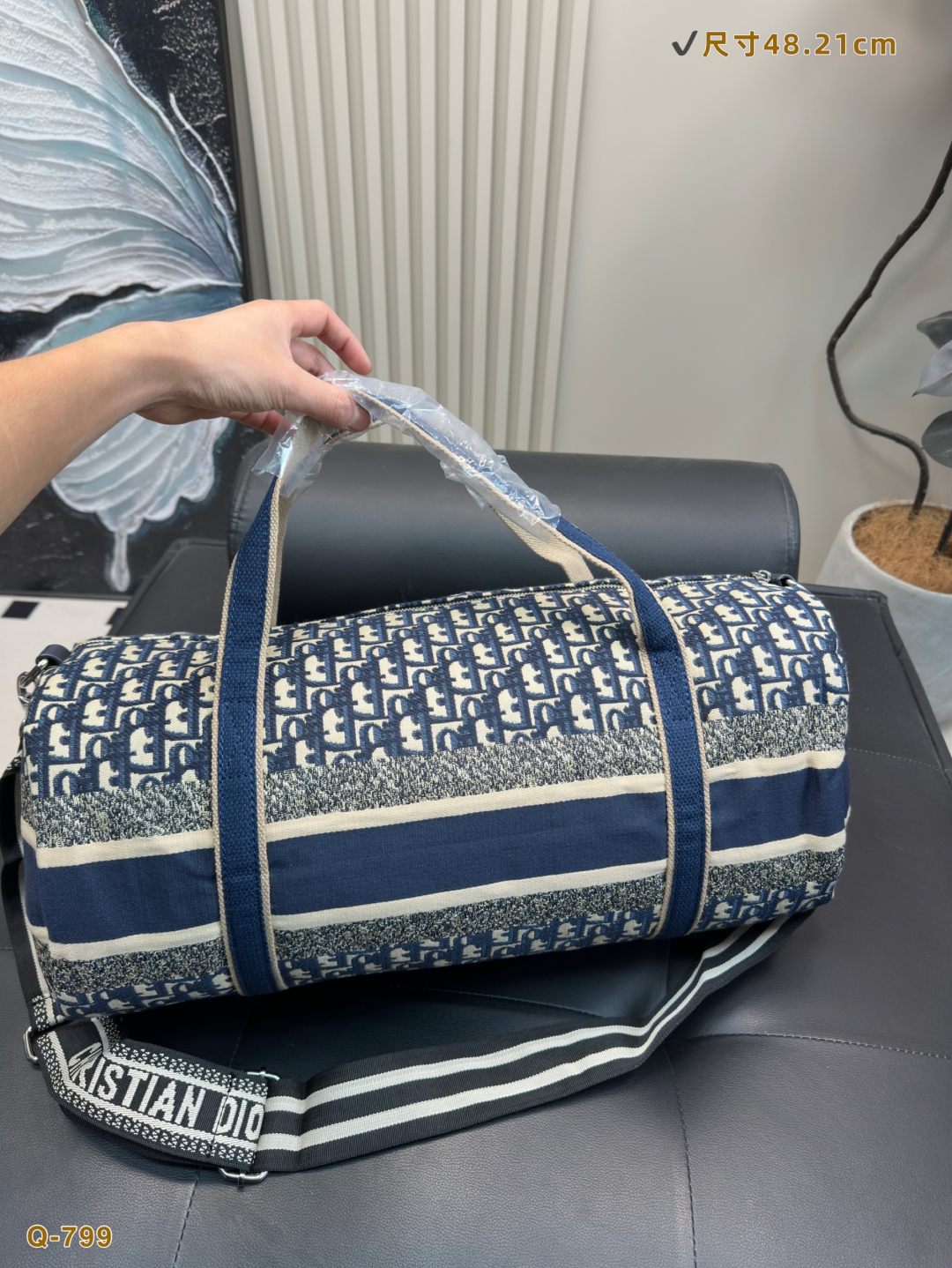 Diorディオール ショルダーバッグ 上質なモノグラムキャンバス仕様 レディースに人気のエレガントなデザイン - 画像 5