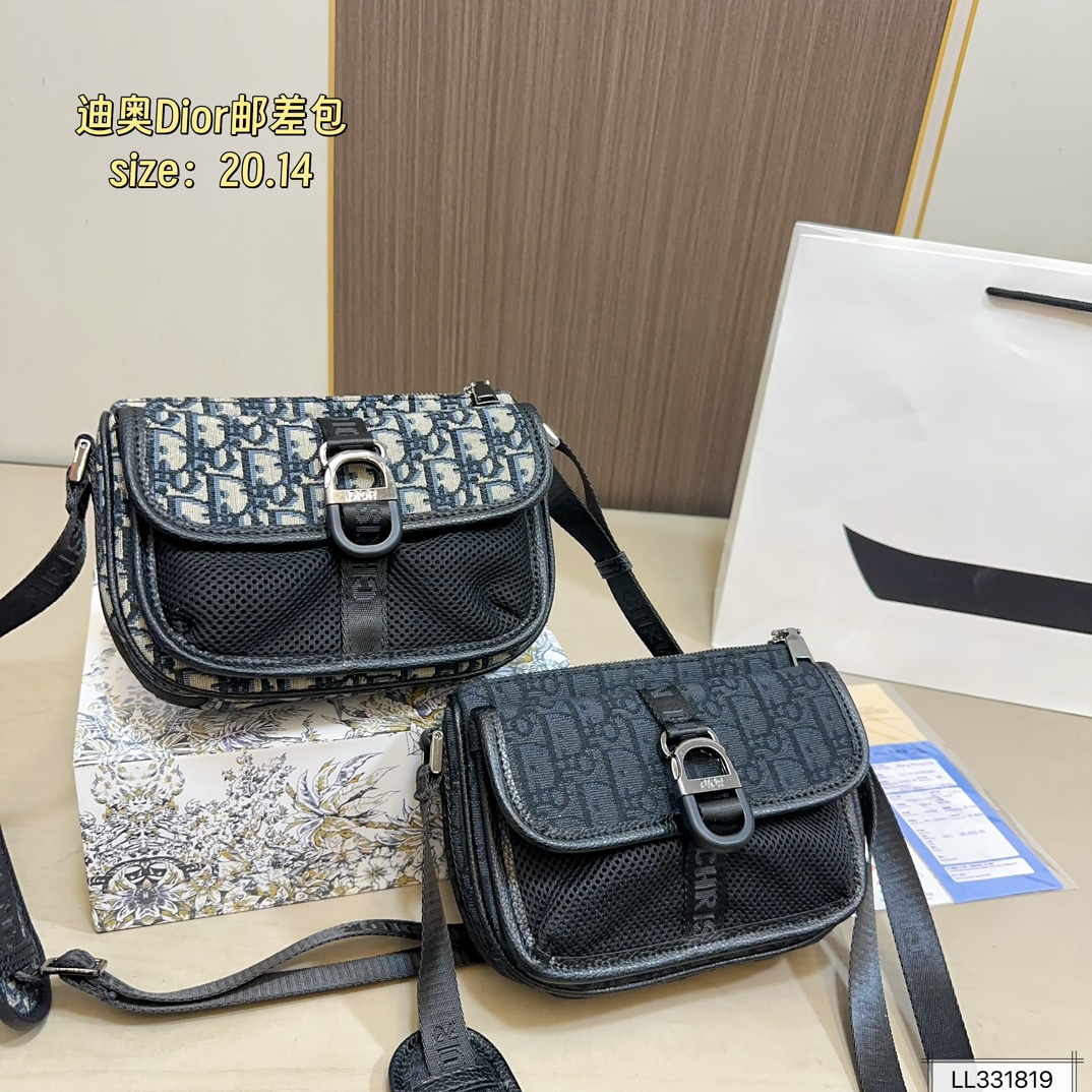 Diorディオール ショルダーバッグ 洗練されたデミレザー仕様 大人女性に似合う上品なデザイン