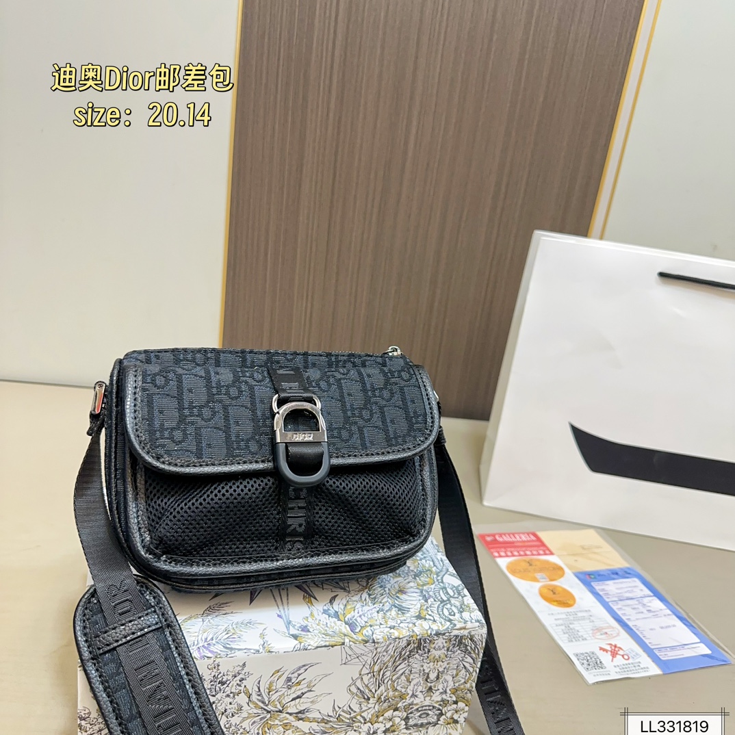 Diorディオール ショルダーバッグ 洗練されたデミレザー仕様 大人女性に似合う上品なデザイン - 画像 3