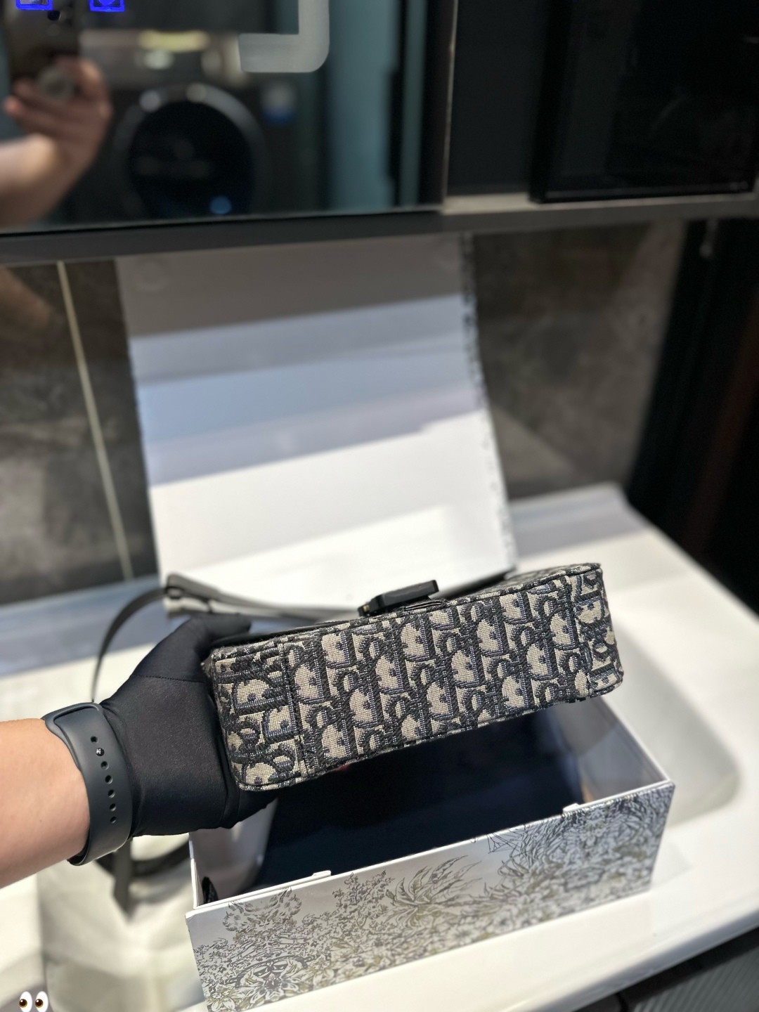 Diorディオール ショルダーバッグ 洗練されたモノグラムキャンバス レディースに人気の上品なデザイン - 画像 4