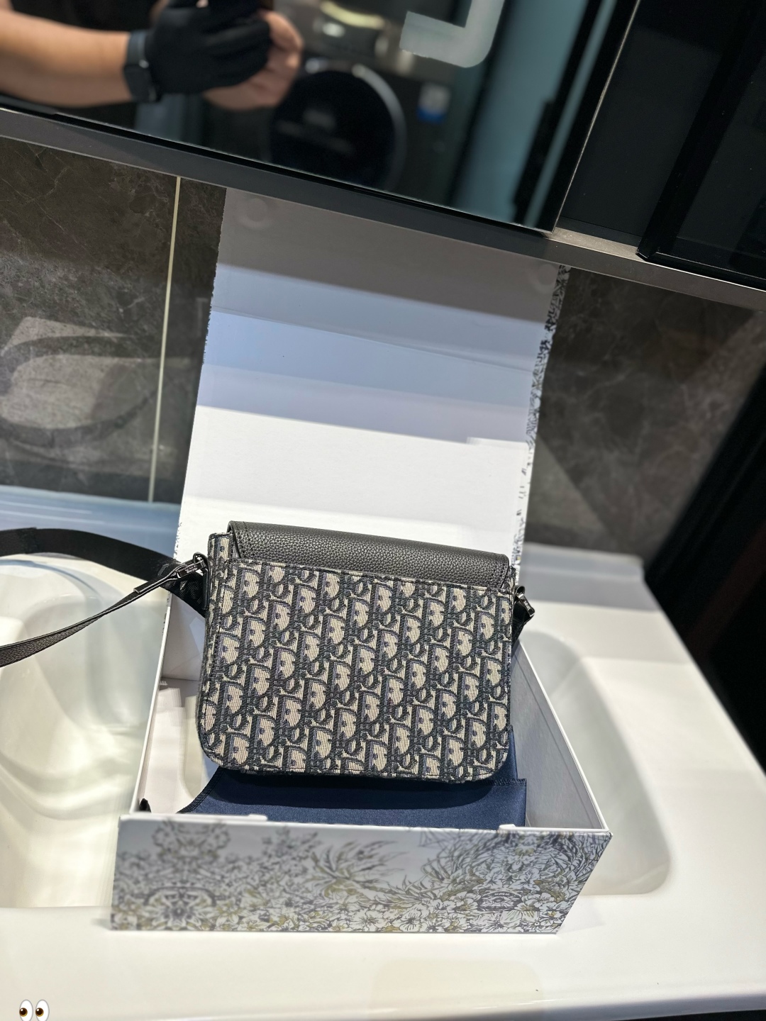 Diorディオール ショルダーバッグ 洗練されたモノグラムキャンバス レディースに人気の上品なデザイン - 画像 6