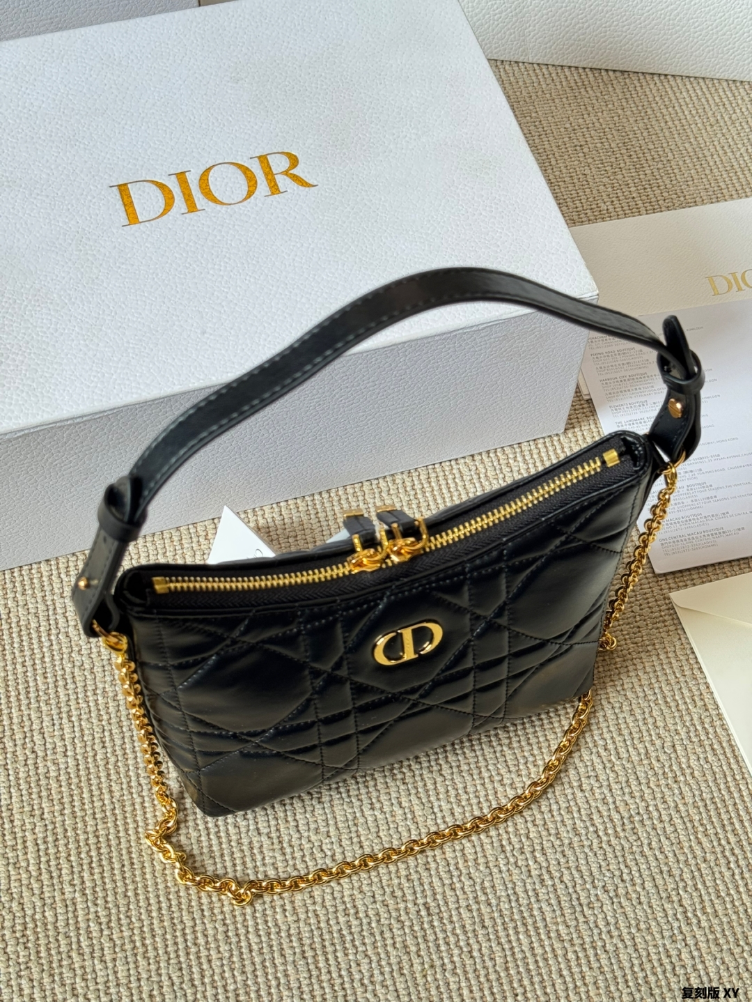 Diorディオール モノグラムキャンバス 上品なショルダーバッグ レディース向け 長く愛用できる定番モデル - 画像 5