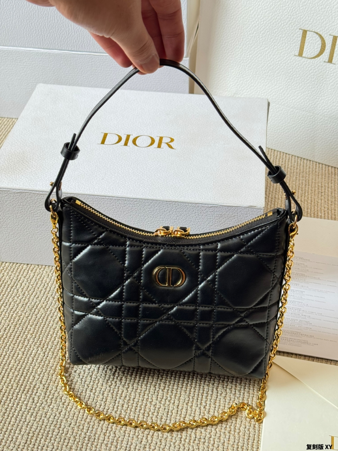 Diorディオール モノグラムキャンバス 上品なショルダーバッグ レディース向け 長く愛用できる定番モデル - 画像 6