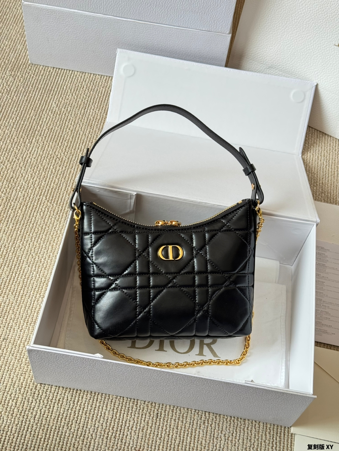 Diorディオール モノグラムキャンバス 上品なショルダーバッグ レディース向け 長く愛用できる定番モデル - 画像 8