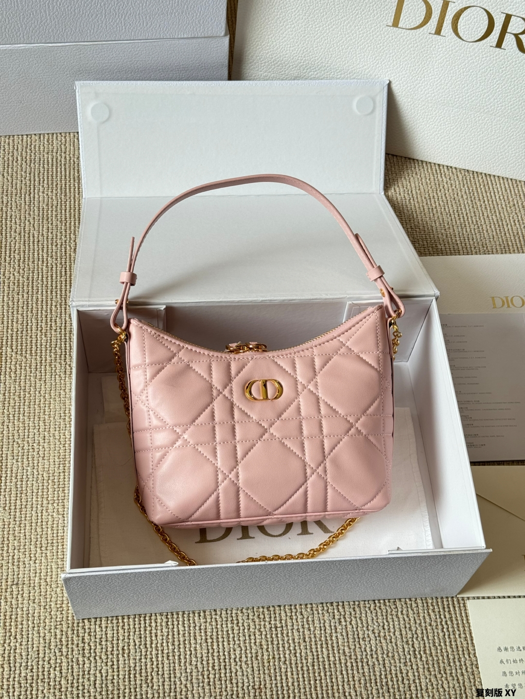 Diorディオール ショルダーバッグ 洗練されたモノグラムキャンバス 上品なブラック ギフトにも最適なレディースモデル