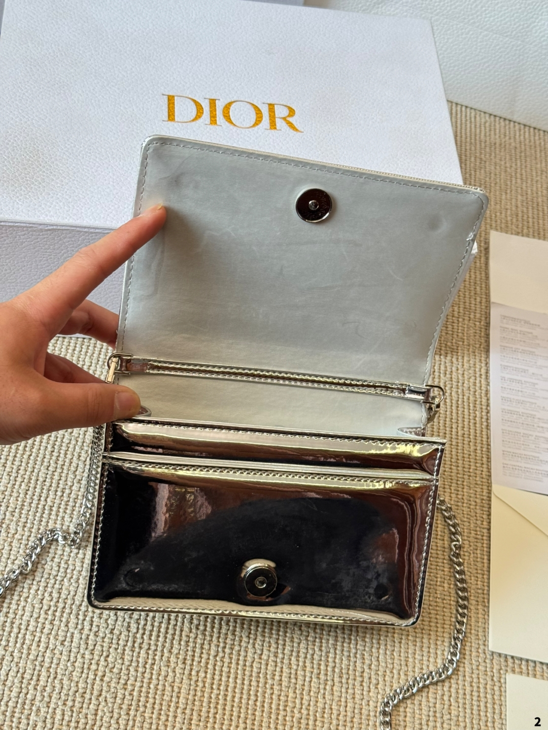 Diorディオール ショルダーバッグ 上品なモノグラムキャンバス レディースに人気の定番モデル ギフトにも最適 - 画像 8