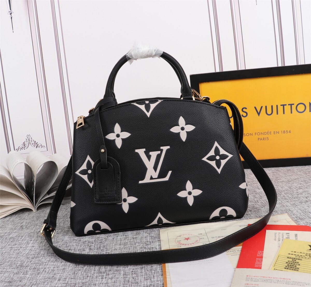 ヴィトンバッグ　Louis Vuitton☆PETIT PALAIS　ハンドバッグ　モノグラム　アンプラント　レザー　4色選択可 - 画像 2