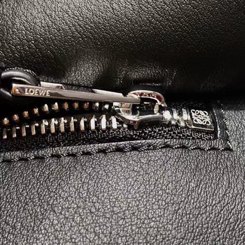 ロエベ　LOEWE　ショルダーバッグ　パズル 　 PUZZLE　サンド　SAND　4色 - 画像 10