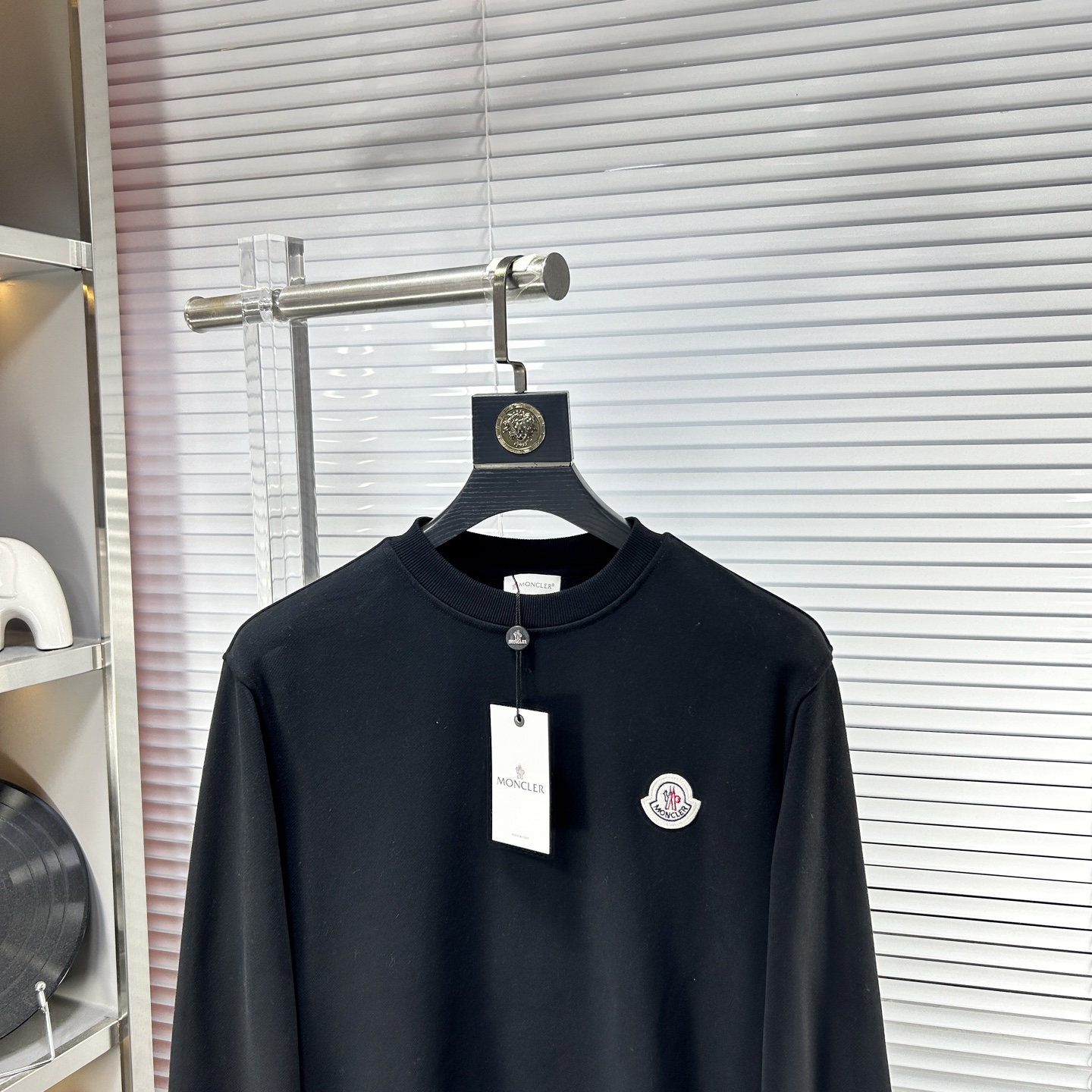 Monclerモンクレール 半袖スウェット 黒/白/グレー 3色入 限定デザイン メンズラウンジウェア - 画像 3