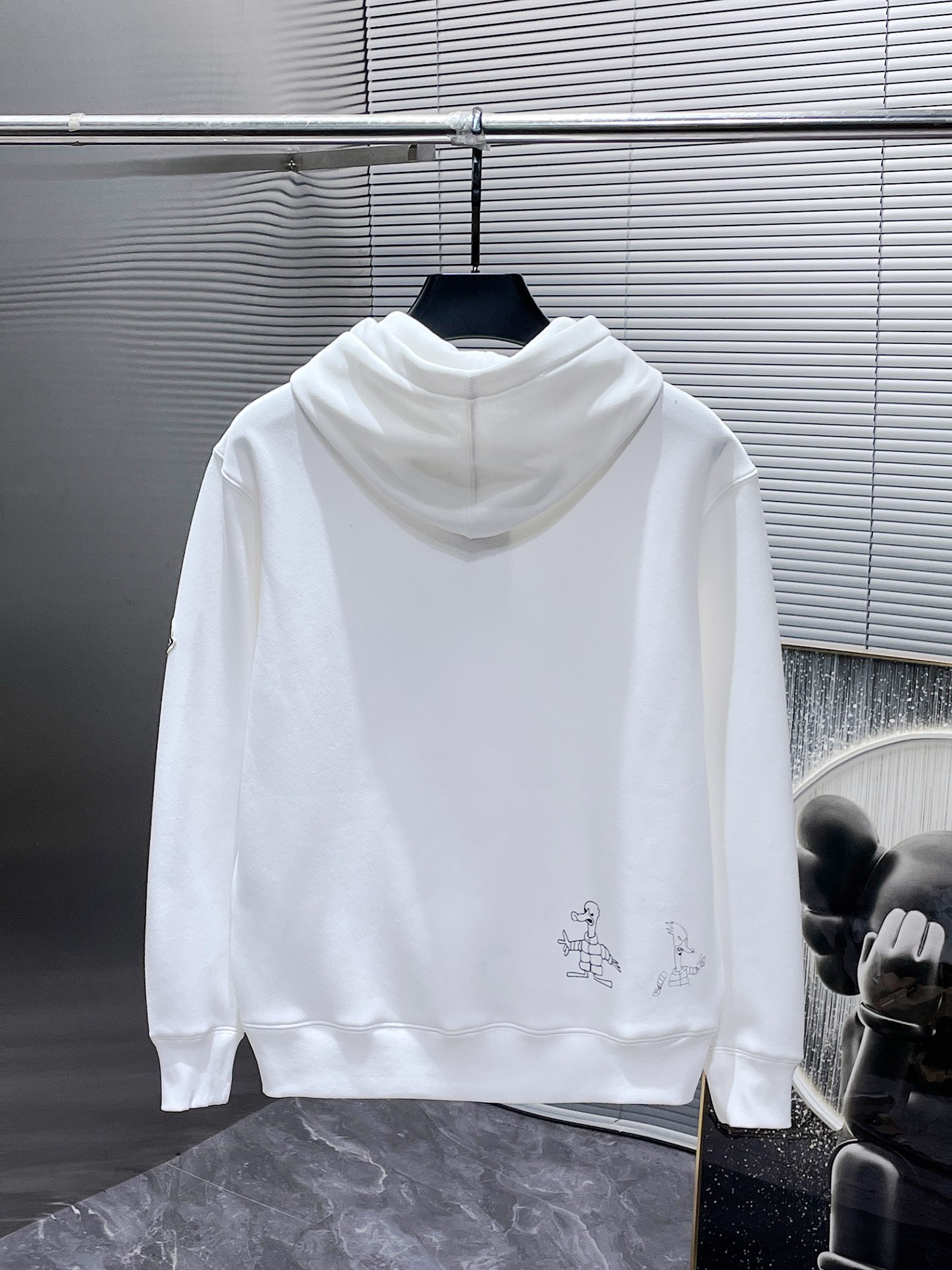 Monclerモンクレール ロゴプリント フード付きスウェットシャツ 2色入 - 画像 3