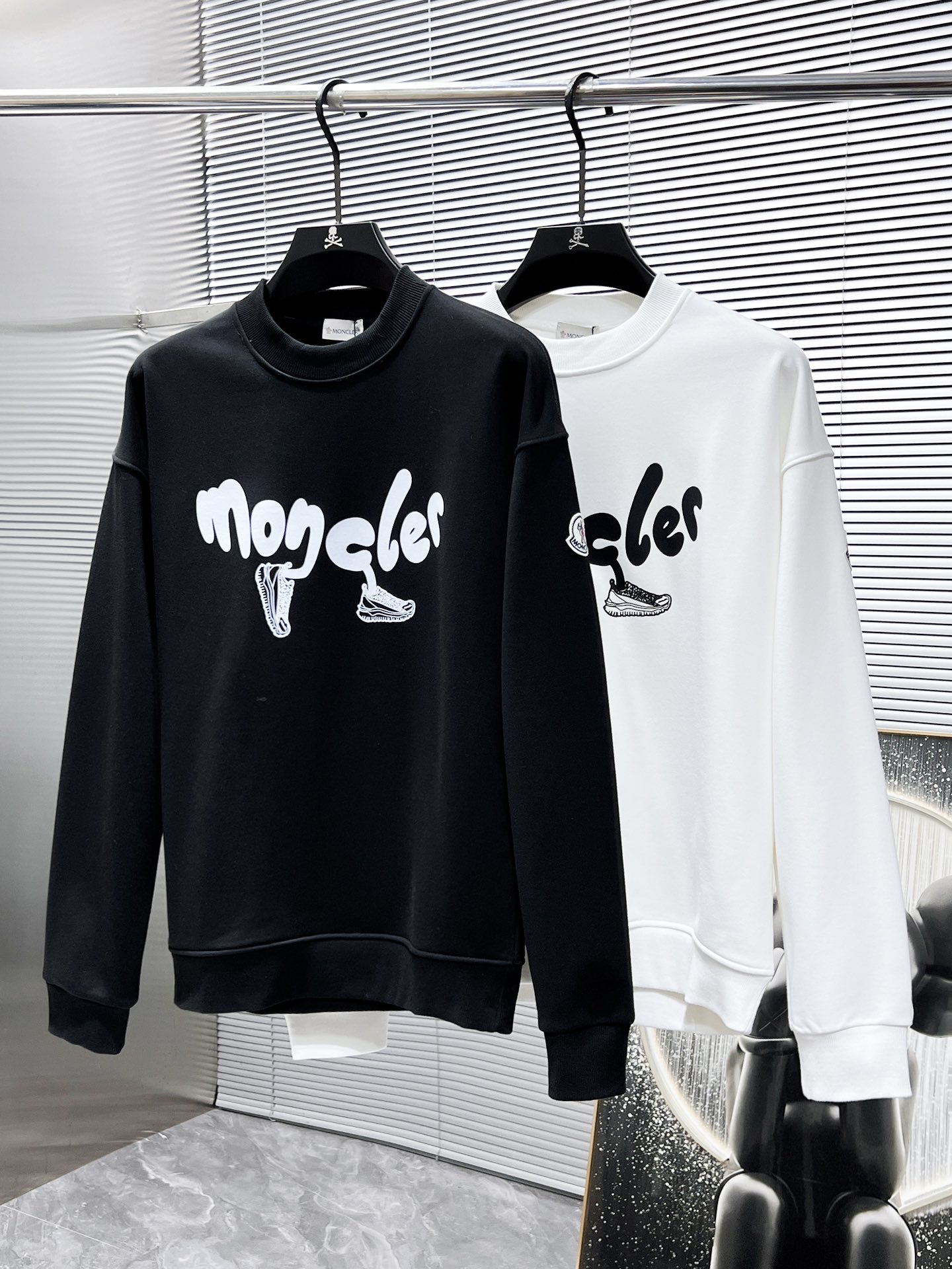 Monclerモンクレ トレーナー 2色 男女兼用 ロゴプリント 半袖スウェットシャツ - 画像 9