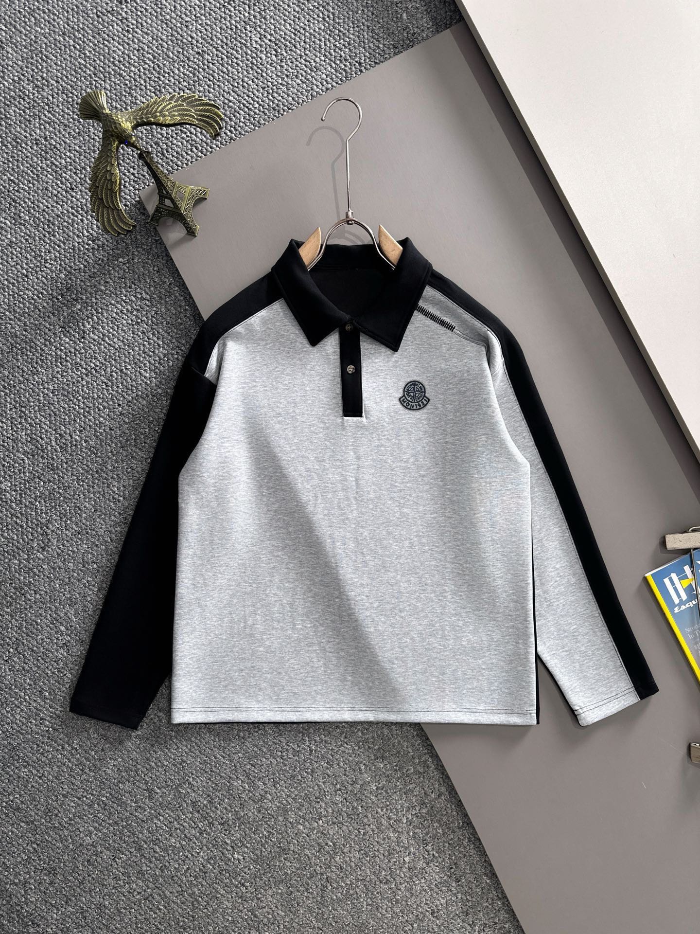 Monclerモンク トレーナー ポロシャツ メンズ 灰色 黒 2色展開 40-60文字以内
