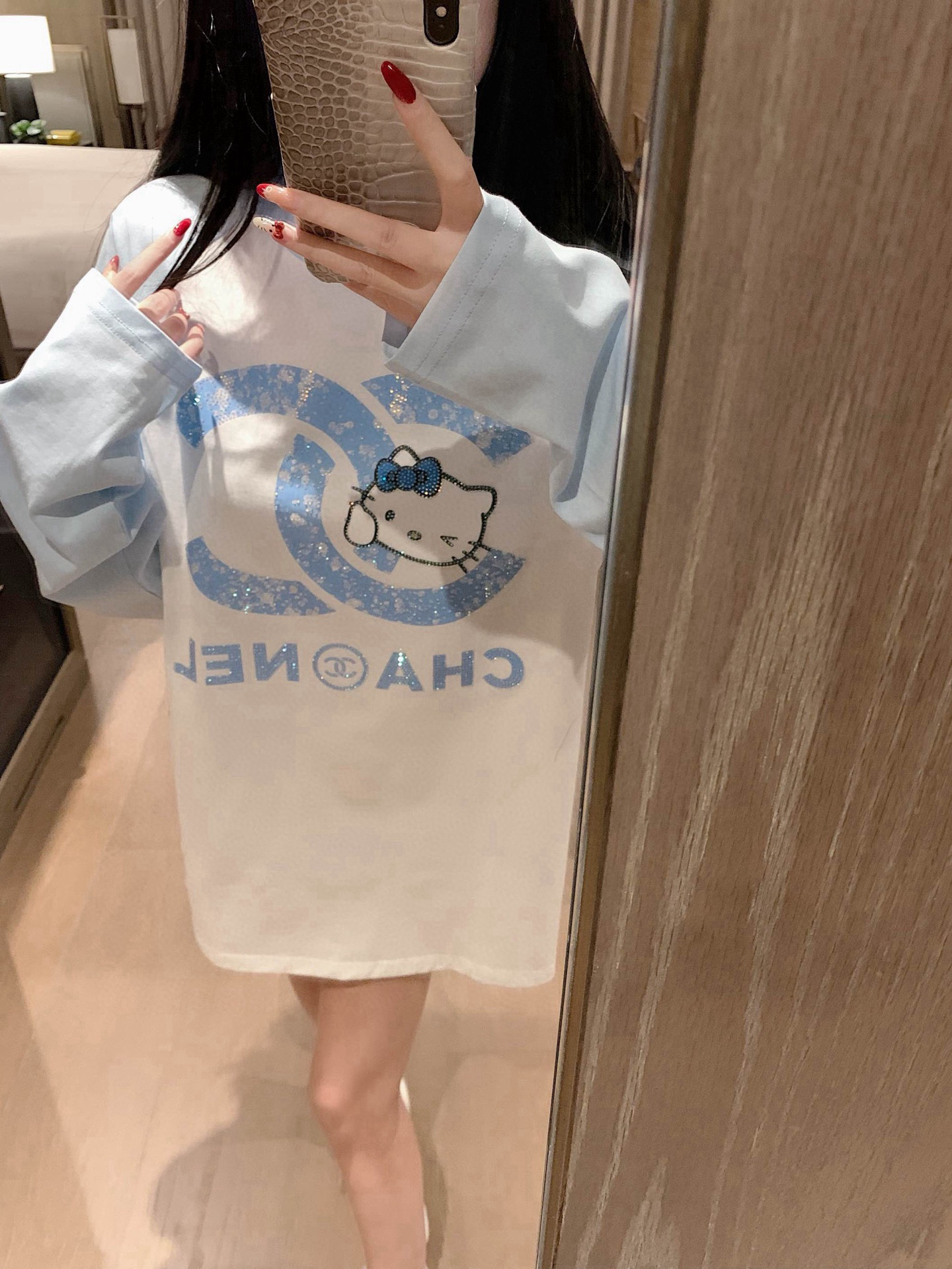 香奈儿 ハローキティ コラボ ロングスリーブTシャツ 2色入 - 画像 3