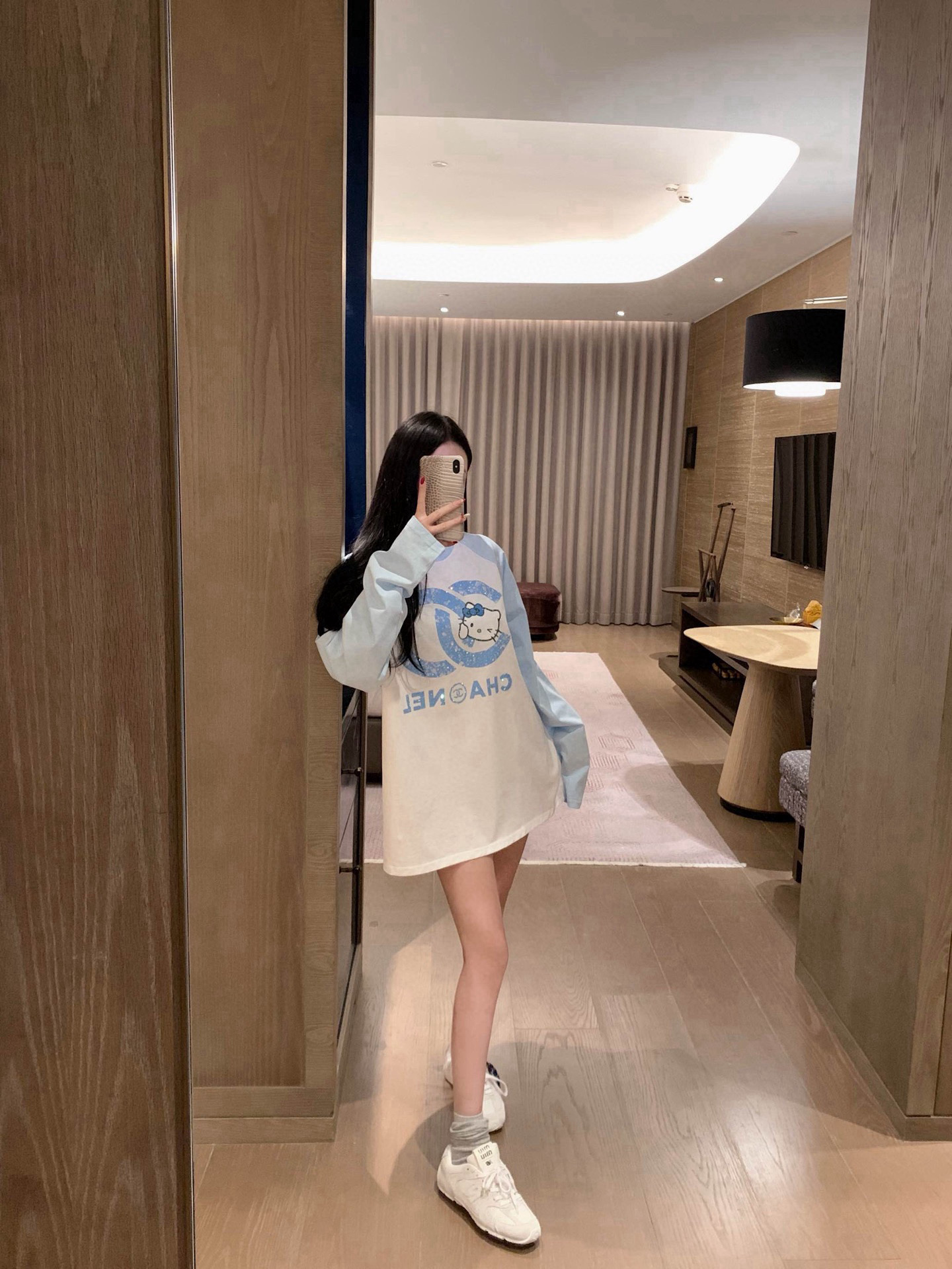 香奈儿 ハローキティ コラボ ロングスリーブTシャツ 2色入 - 画像 5