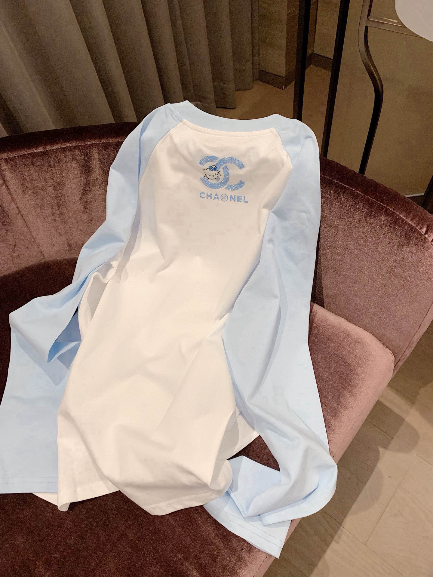 香奈儿 ハローキティ コラボ ロングスリーブTシャツ 2色入 - 画像 8
