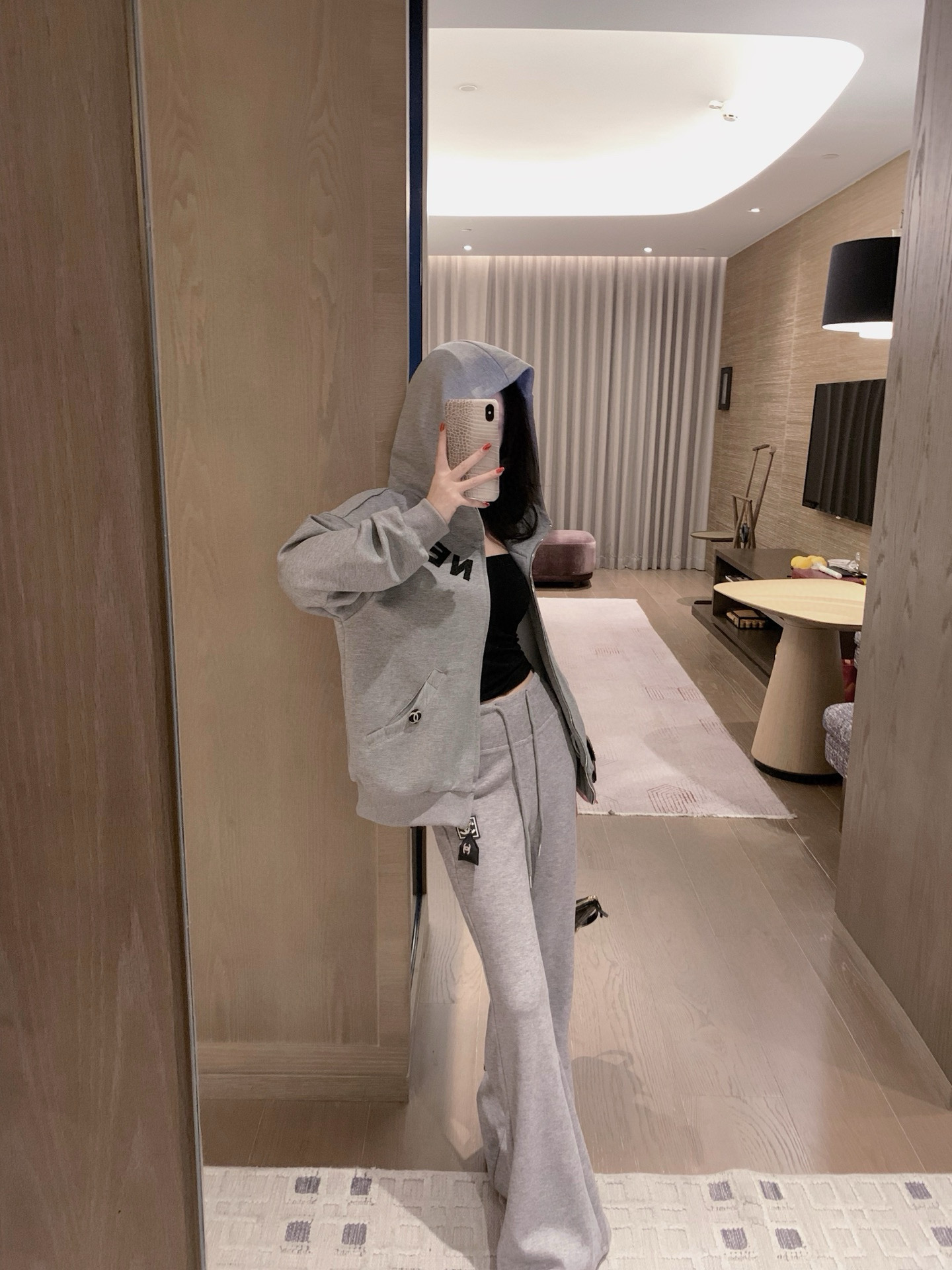 シャネル フード付きスウェット 2点セット 灰色 ホワイト 2色展開 - 画像 4