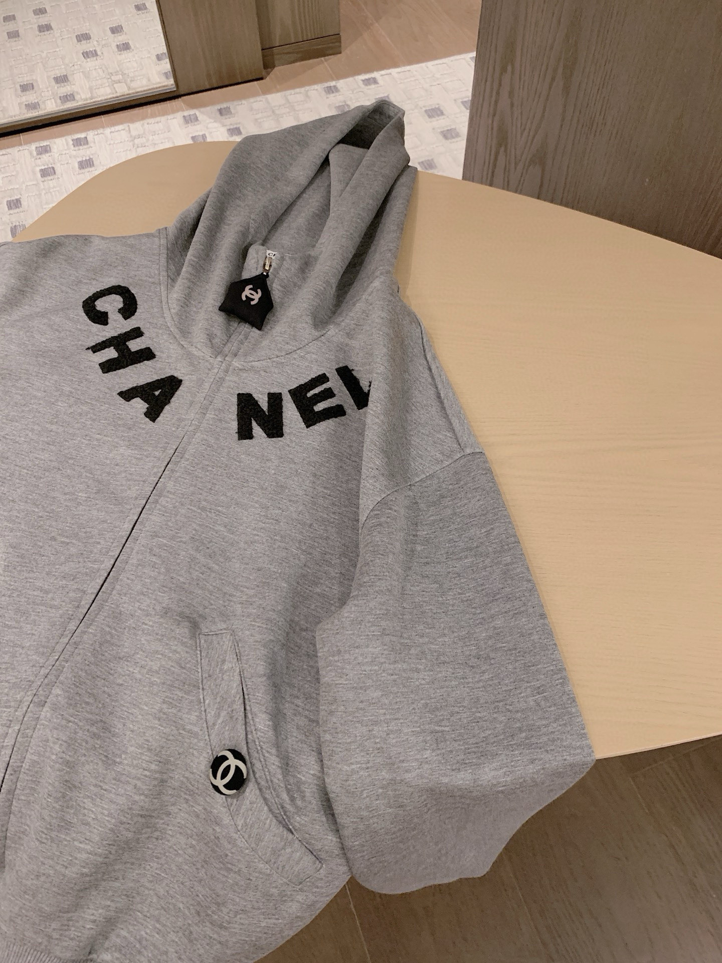 シャネル フード付きスウェット 2点セット 灰色 ホワイト 2色展開 - 画像 7
