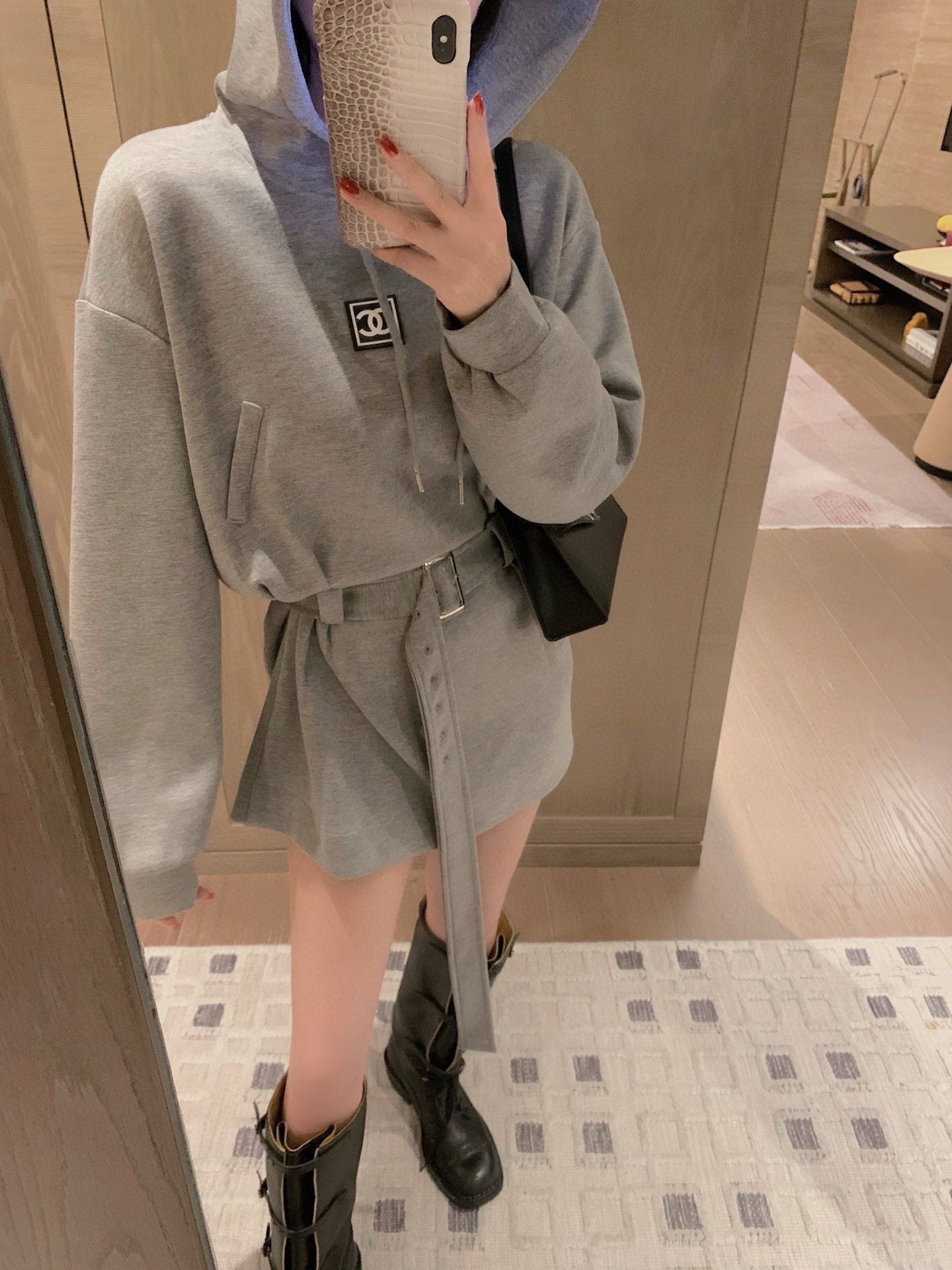 香奈儿 フード付きスウェットワンピース グレー 2way着用可能
