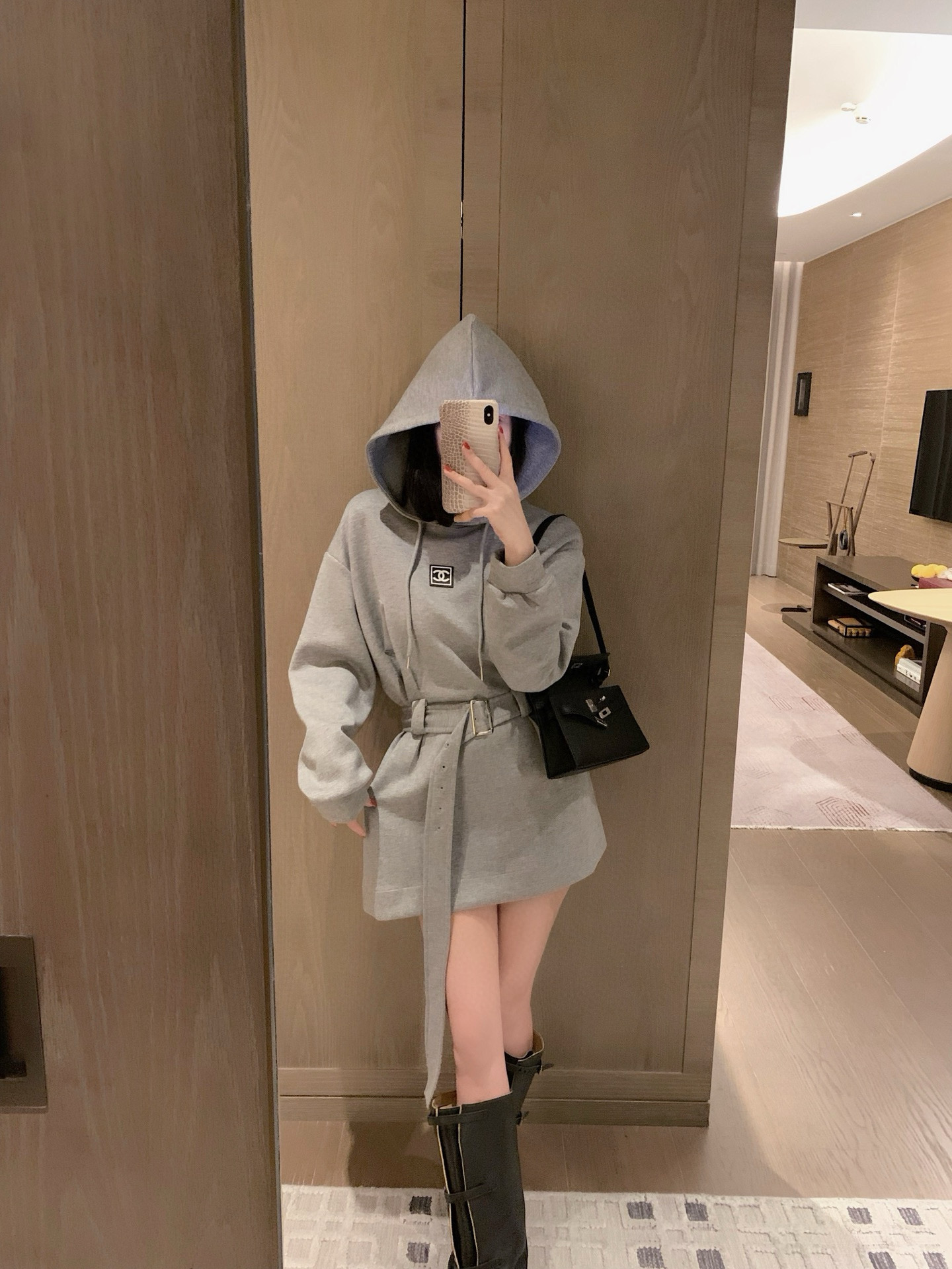 香奈儿 フード付きスウェットワンピース グレー 2way着用可能 - 画像 3