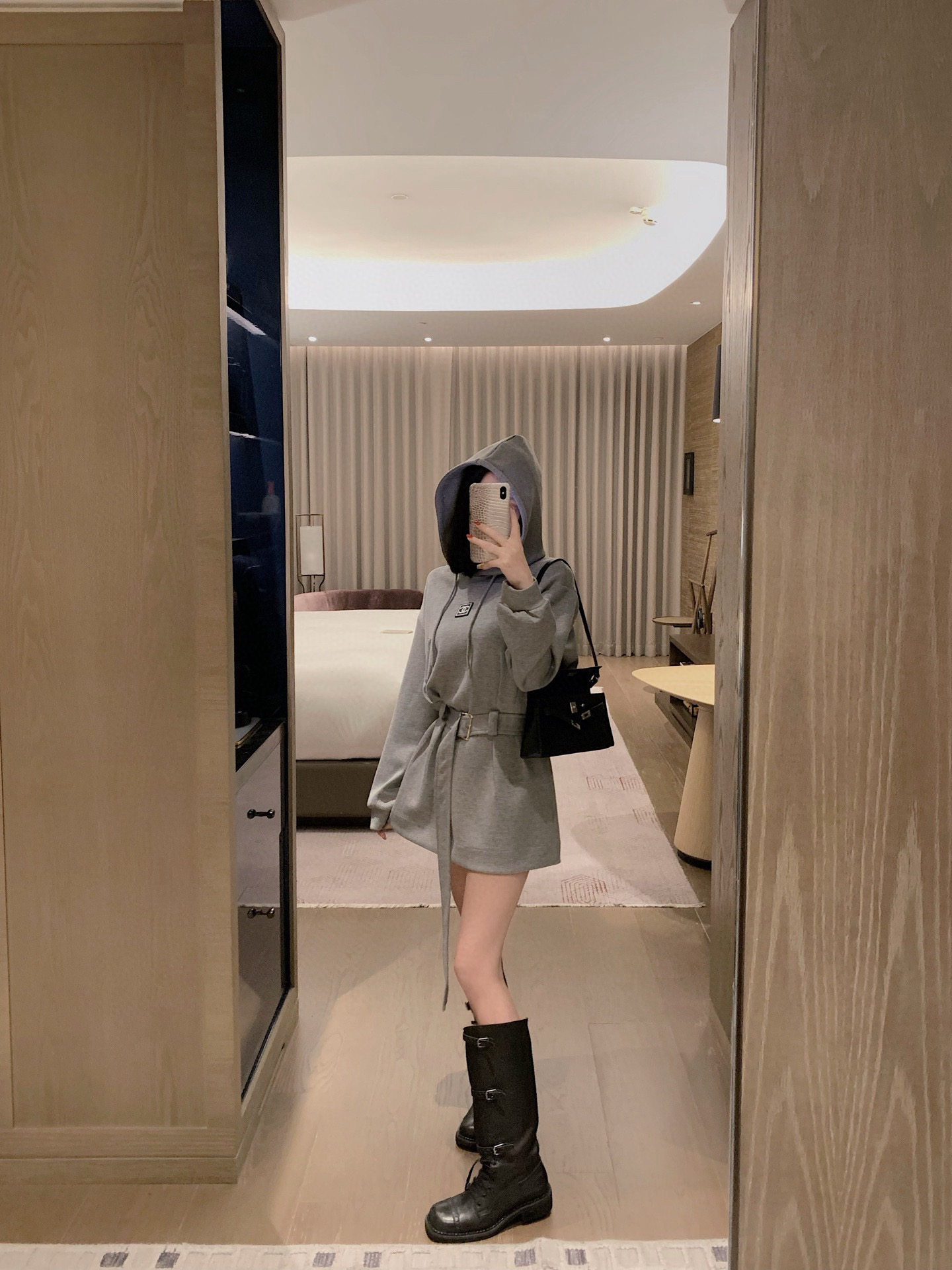 香奈儿 フード付きスウェットワンピース グレー 2way着用可能 - 画像 5