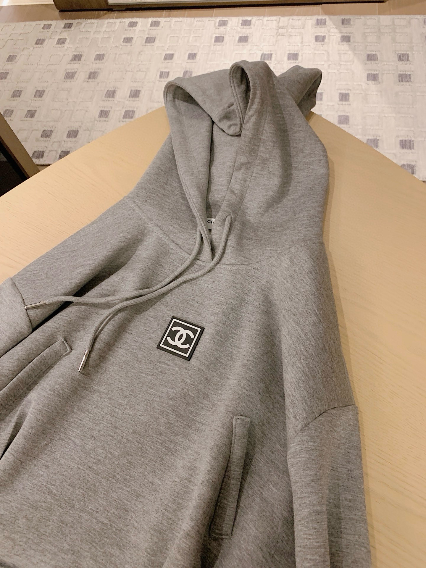香奈儿 フード付きスウェットワンピース グレー 2way着用可能 - 画像 8
