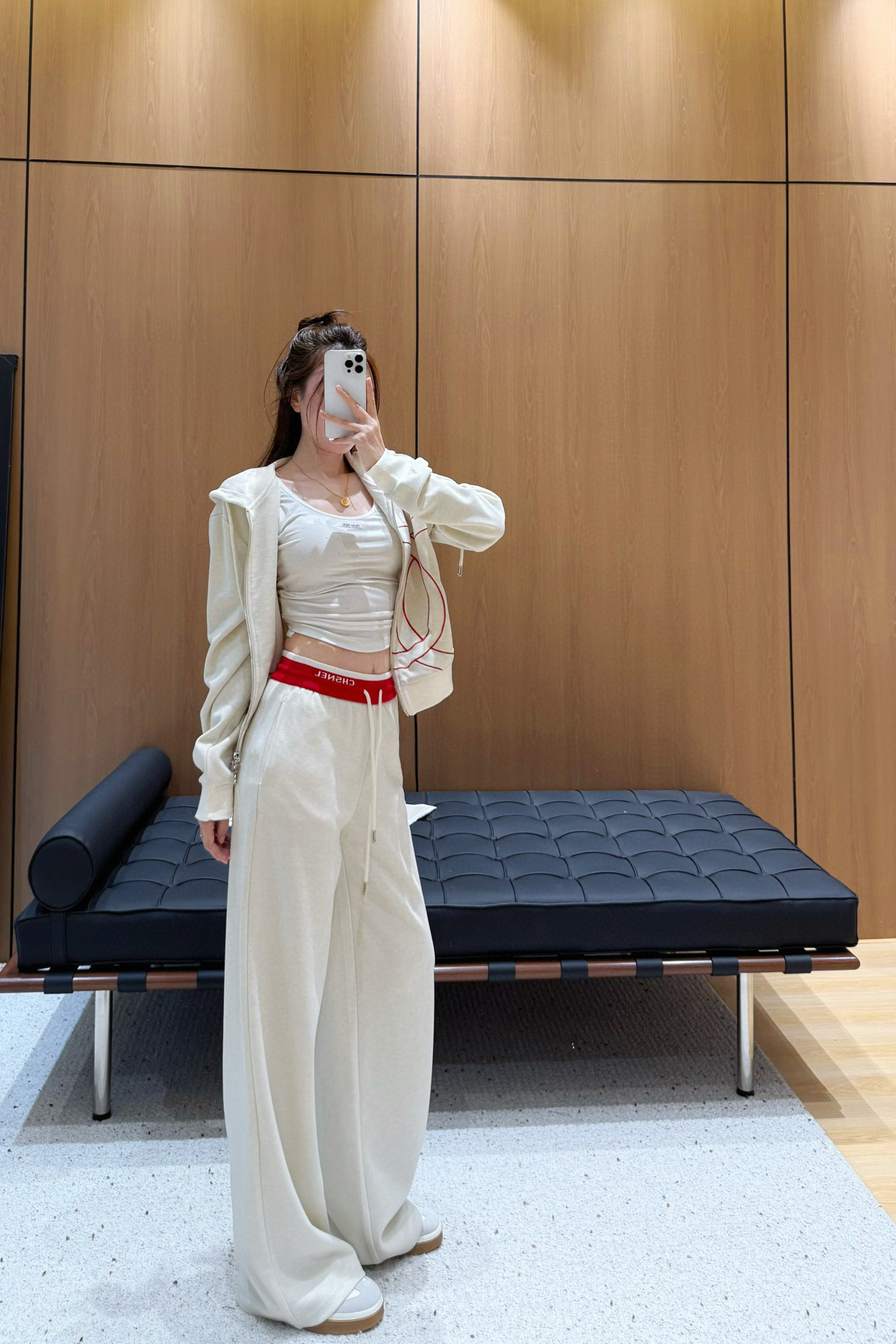 シャネル レディース セットアップ パーカー パンツ 2点セット ホワイト 3色選択可 - 画像 2