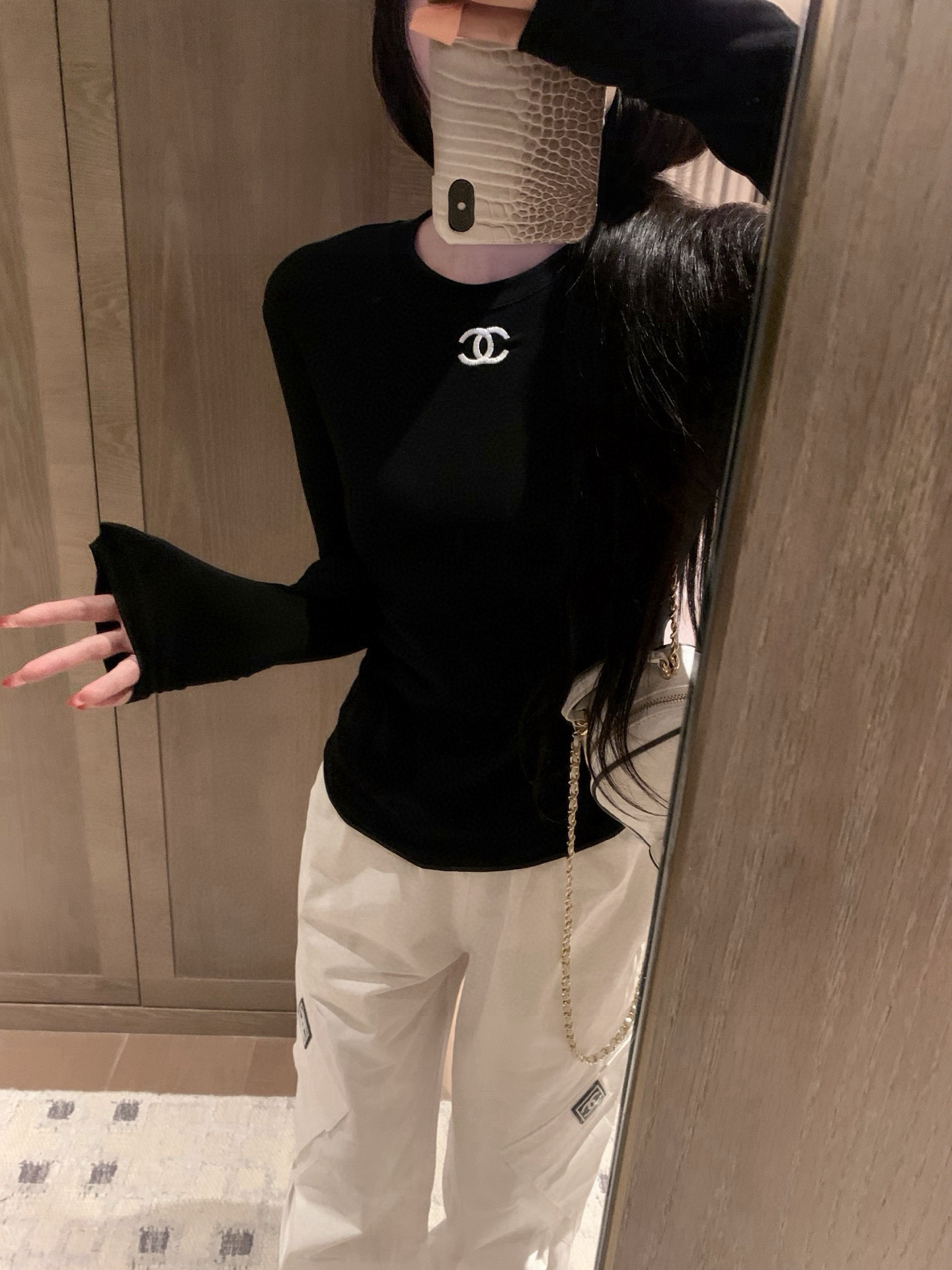 香奈儿 ロゴTシャツ 2色展開 2024新作 送料無料 - 画像 2