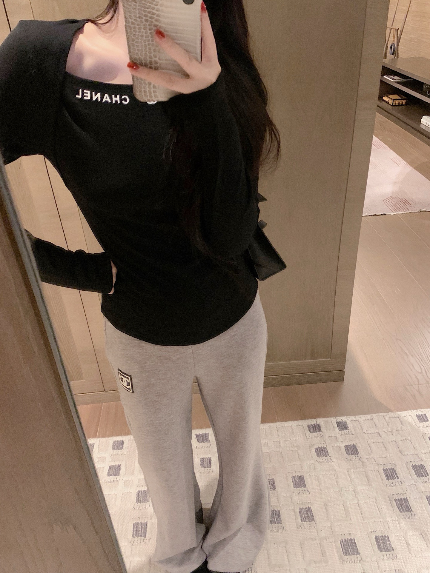 シャネル ロングスリーブTシャツ 黒 1色 - 画像 2